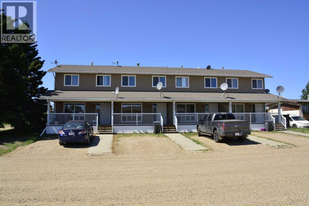 4906-4914 49 St, Berwyn, AB T0H 0E0
