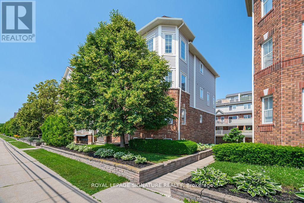 1 613 Dundas St, Mississauga, ON L5B 0B5