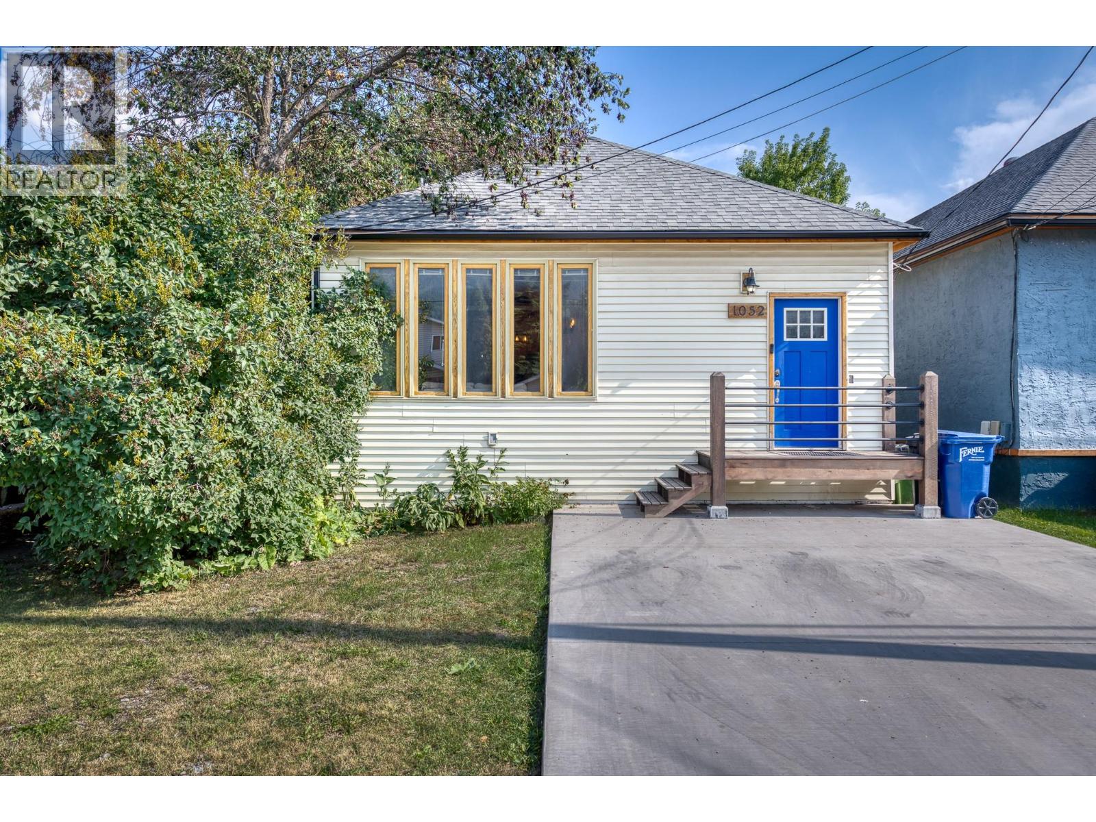 1052 5 Avenue, Fernie, BC V0B 1M0