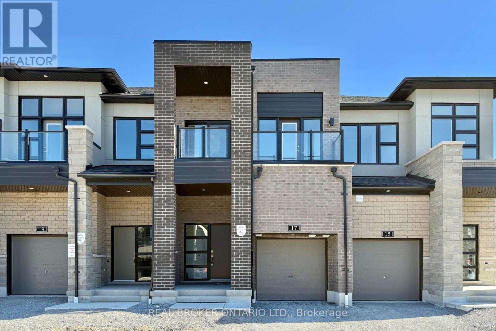 17 Freeman Williams St, Markham Angus Glen, ON L6C 3M7