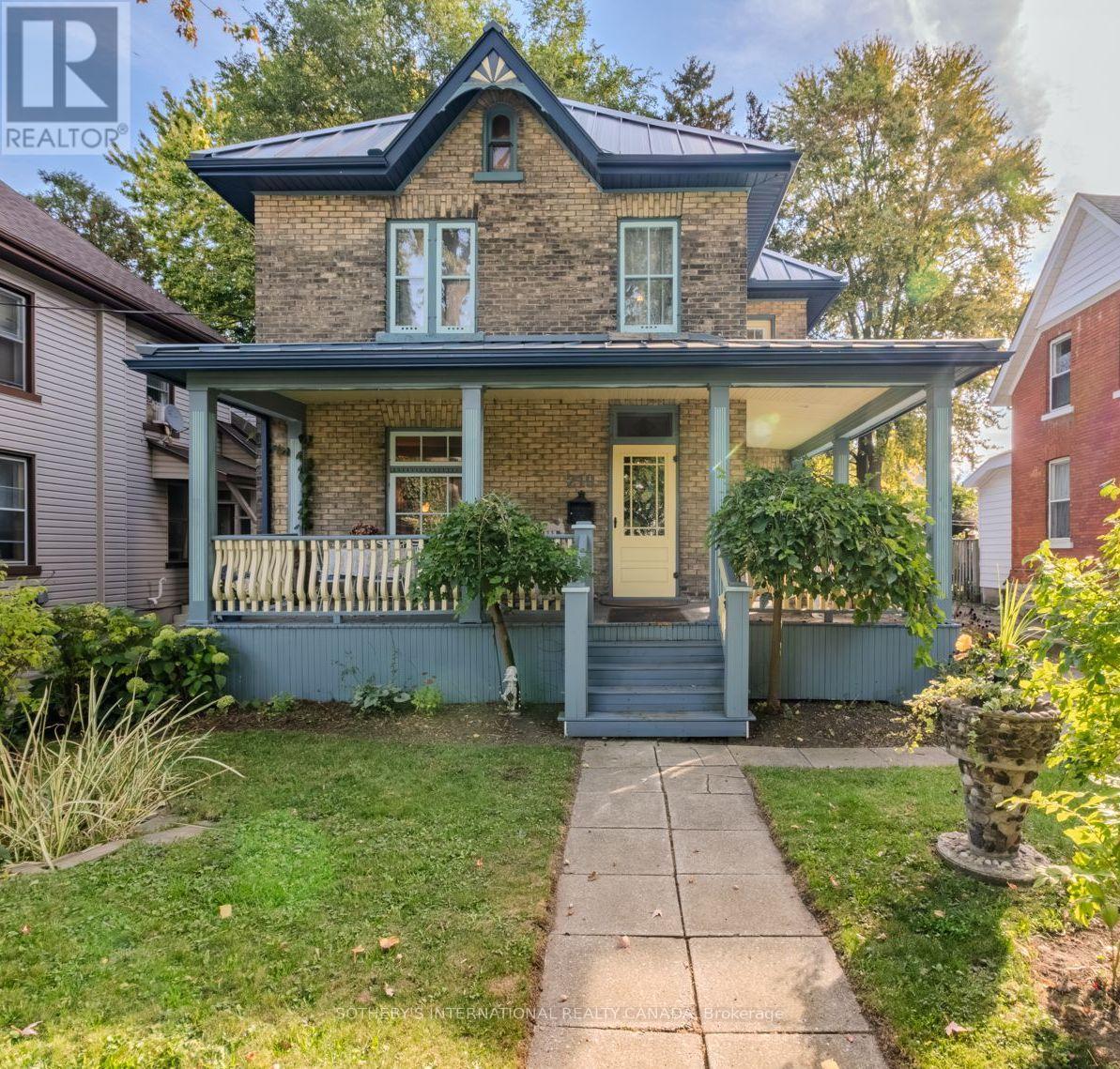 219 Front St, Stratford, ON N5A 4H8