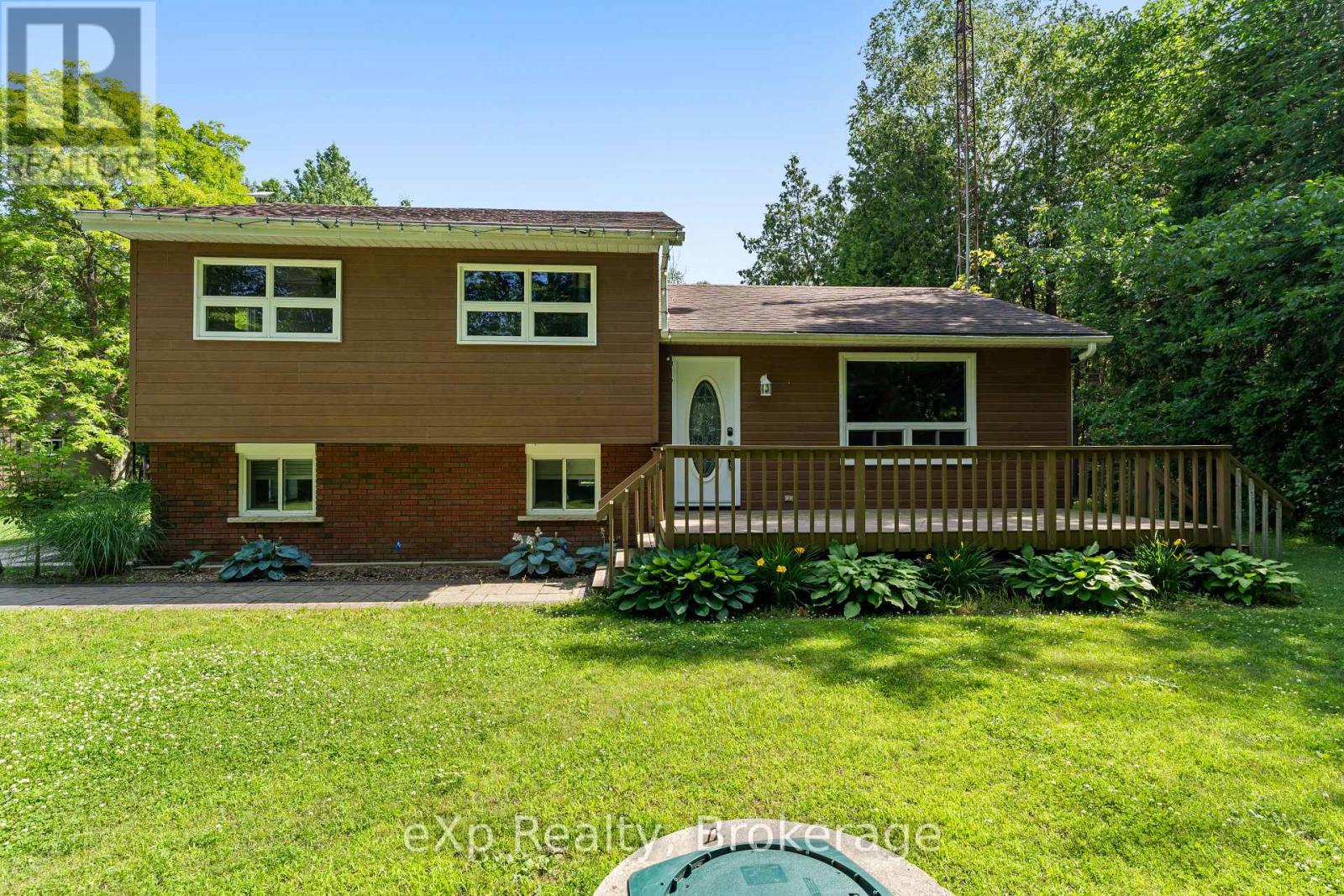 742 Silver Lake Rd, South Bruce Peninsula, ON N0H 1P0