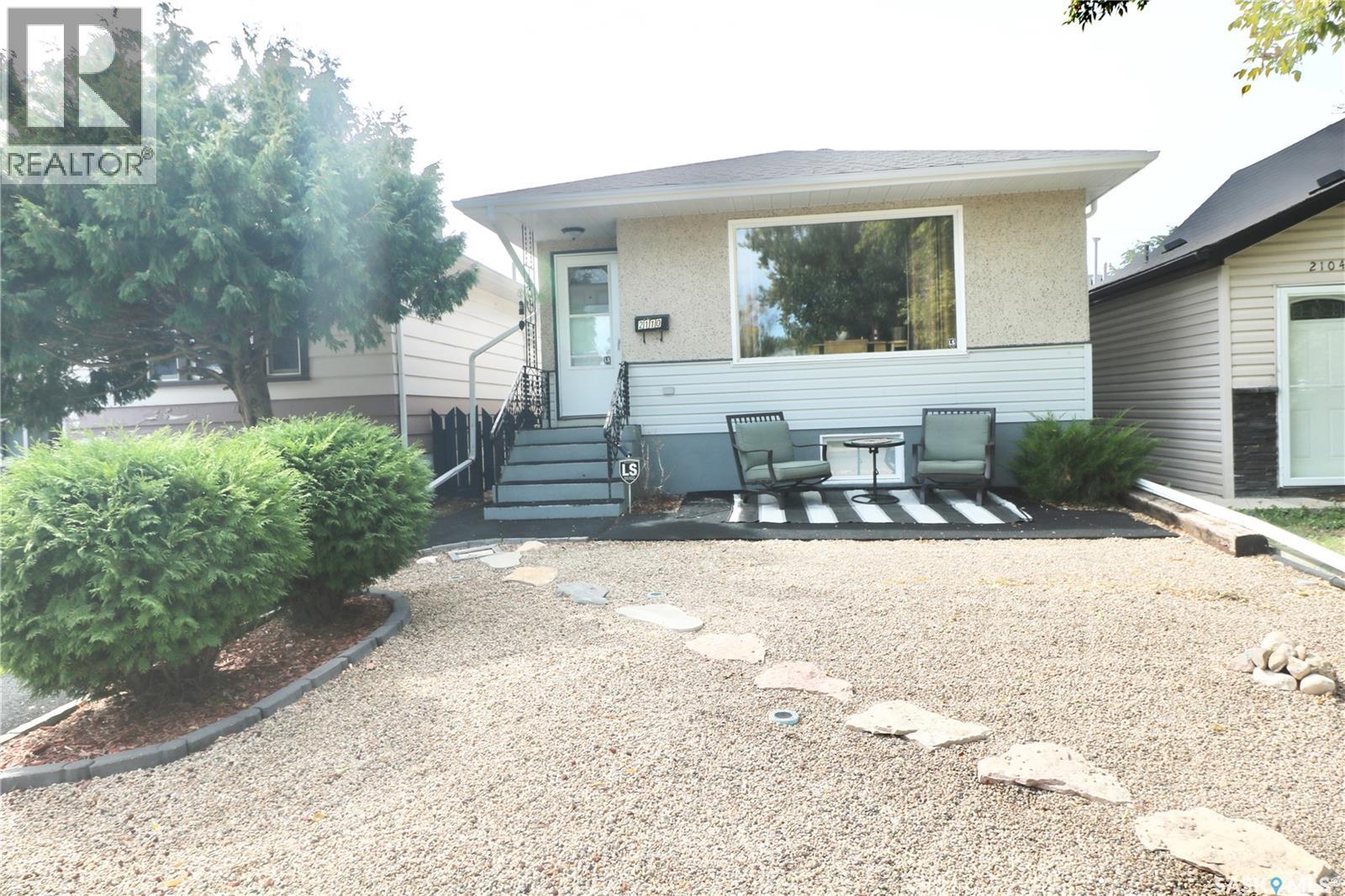 2110 Elliott St, Regina, SK S4N 3H2