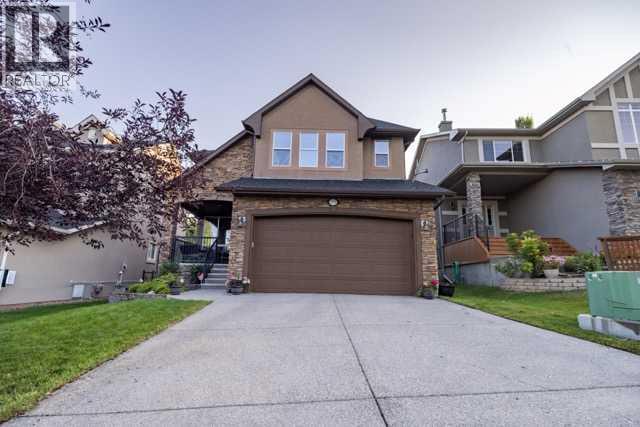 28 Crestmont Way SW, Calgary, AB T3B 5Z6