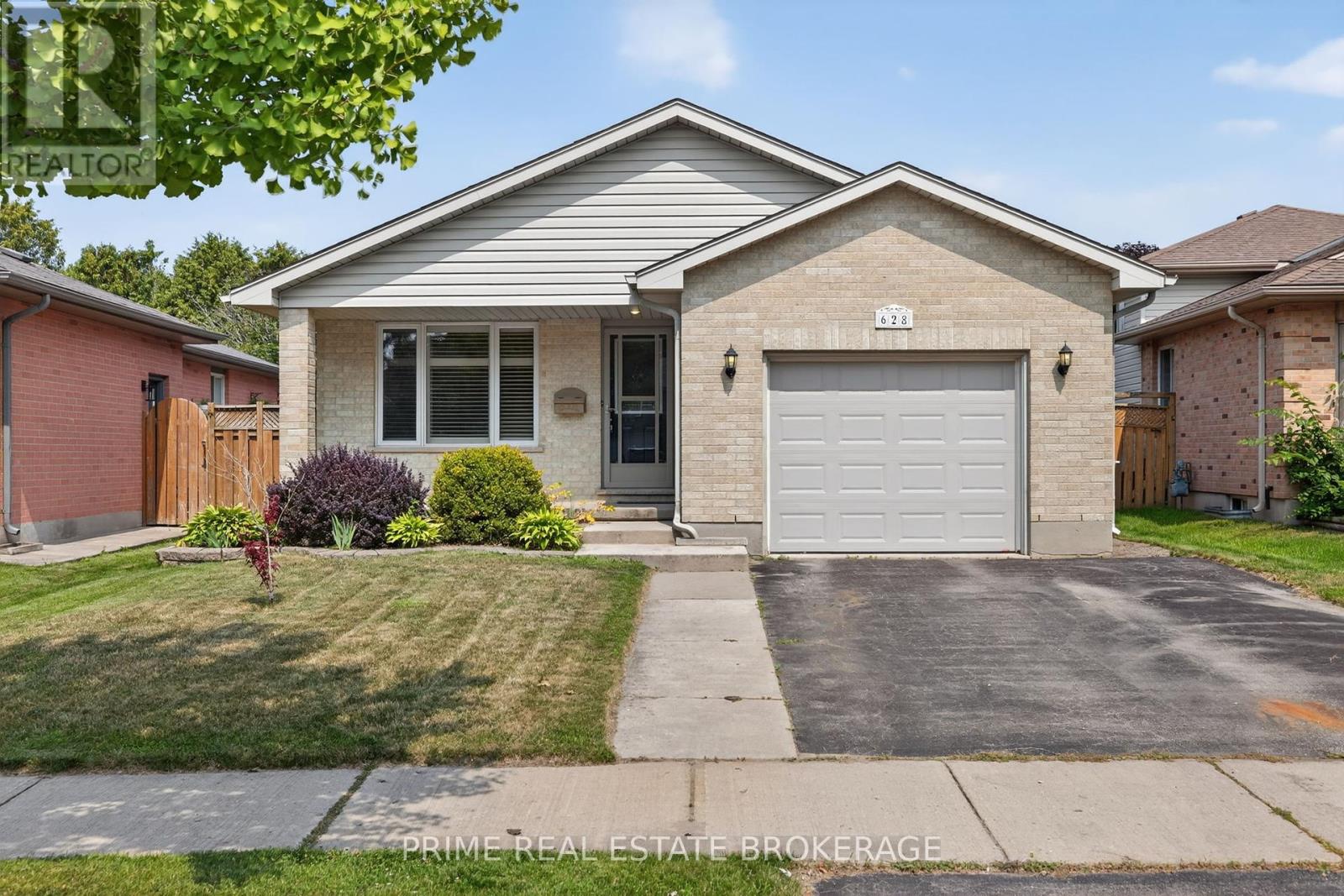 628 Railton Ave, London, ON N5V 4Y1