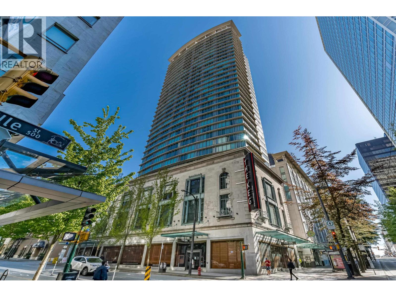 610 Granville Street Unit 1311, Vancouver, BC V6C 3T3