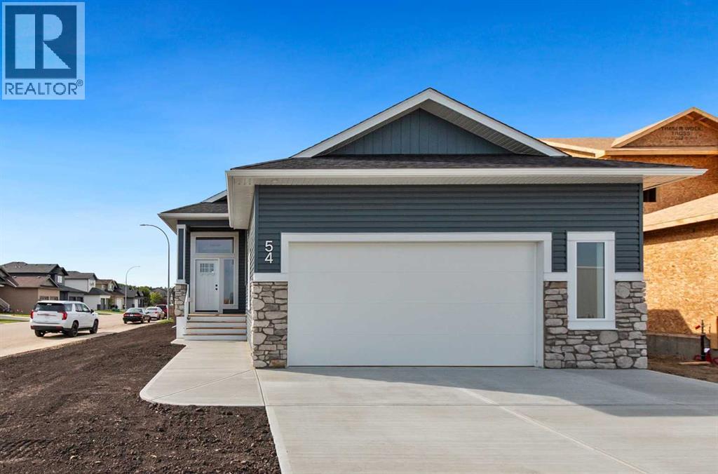 54 Vincent Cres, Olds, AB T4H 0C4