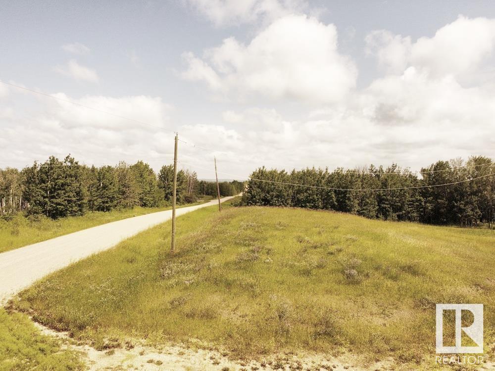 58013 Rge Rd 81, Rural Lac Ste. Anne County, AB T0E 1N0