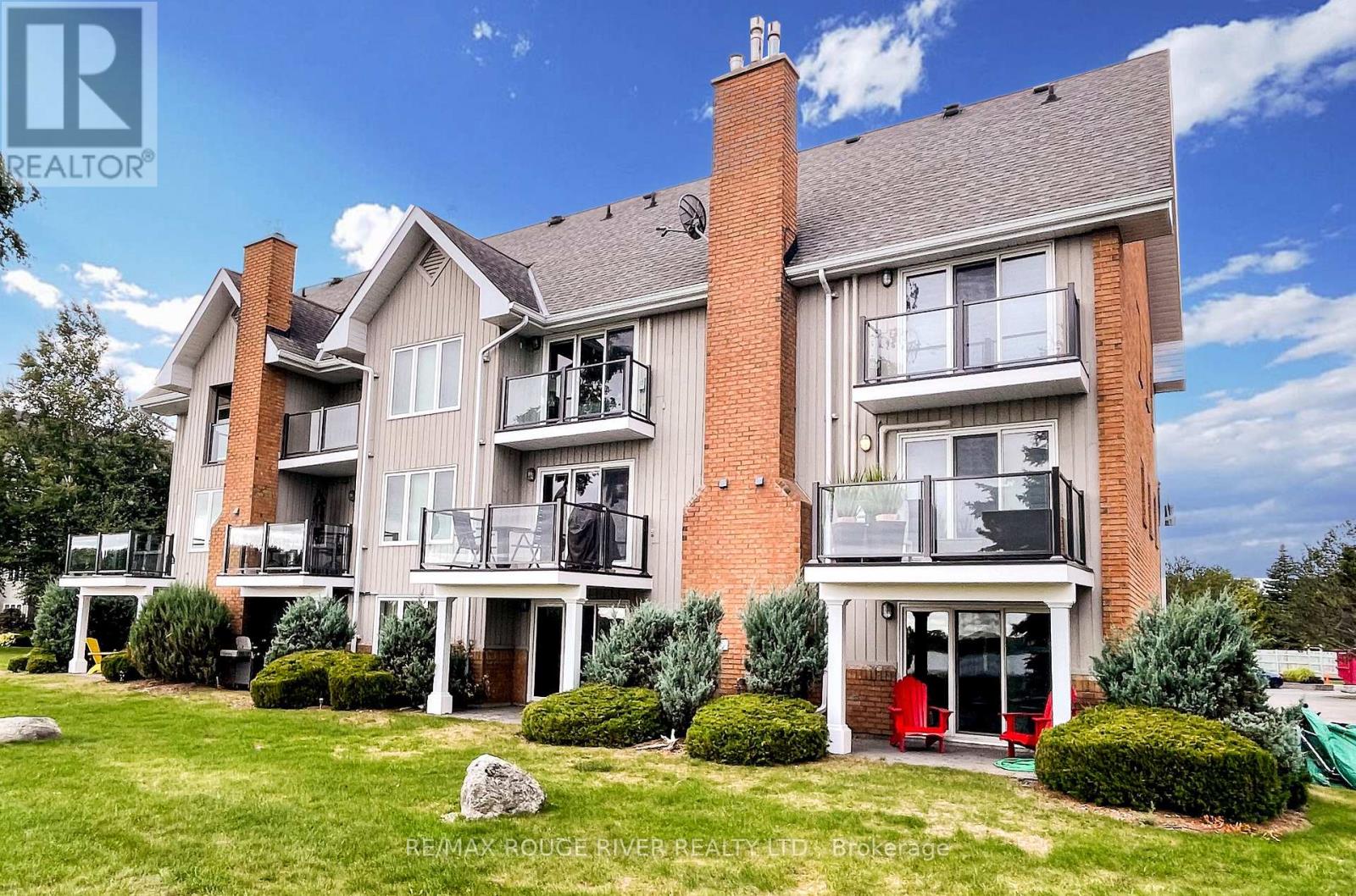 121 8 Ramblings Way SE, Collingwood, ON L9Y 5S3