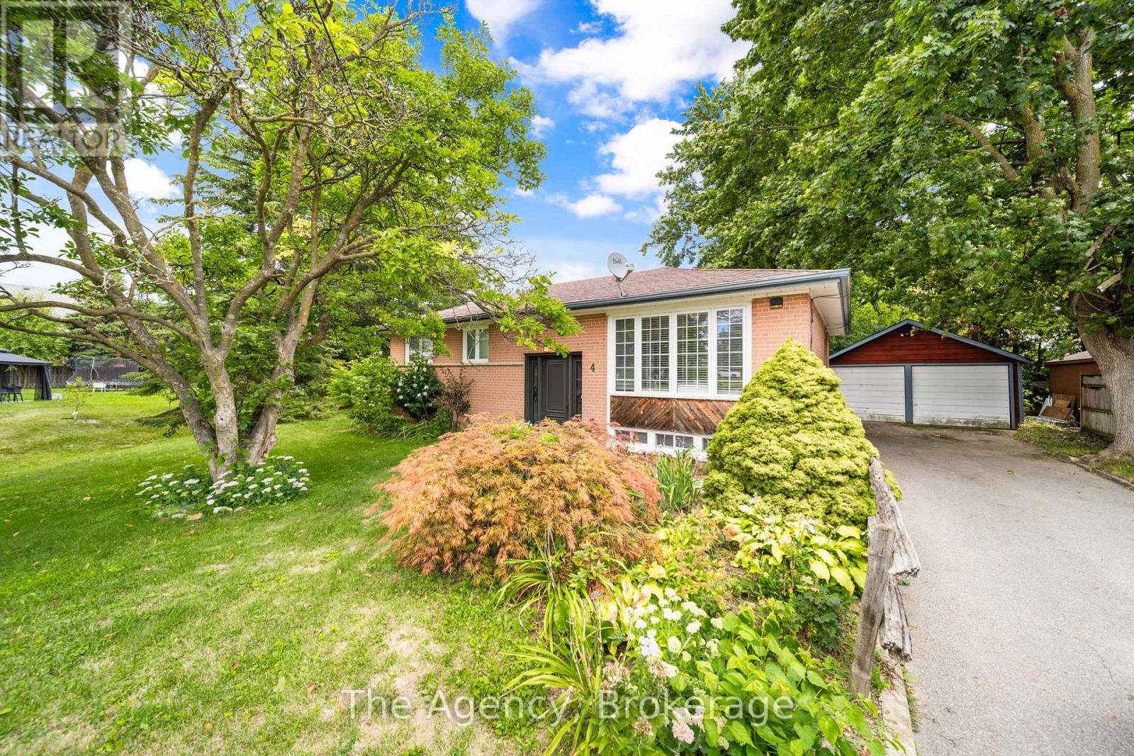 4 Hawman Ave, King, ON L0G 1N0