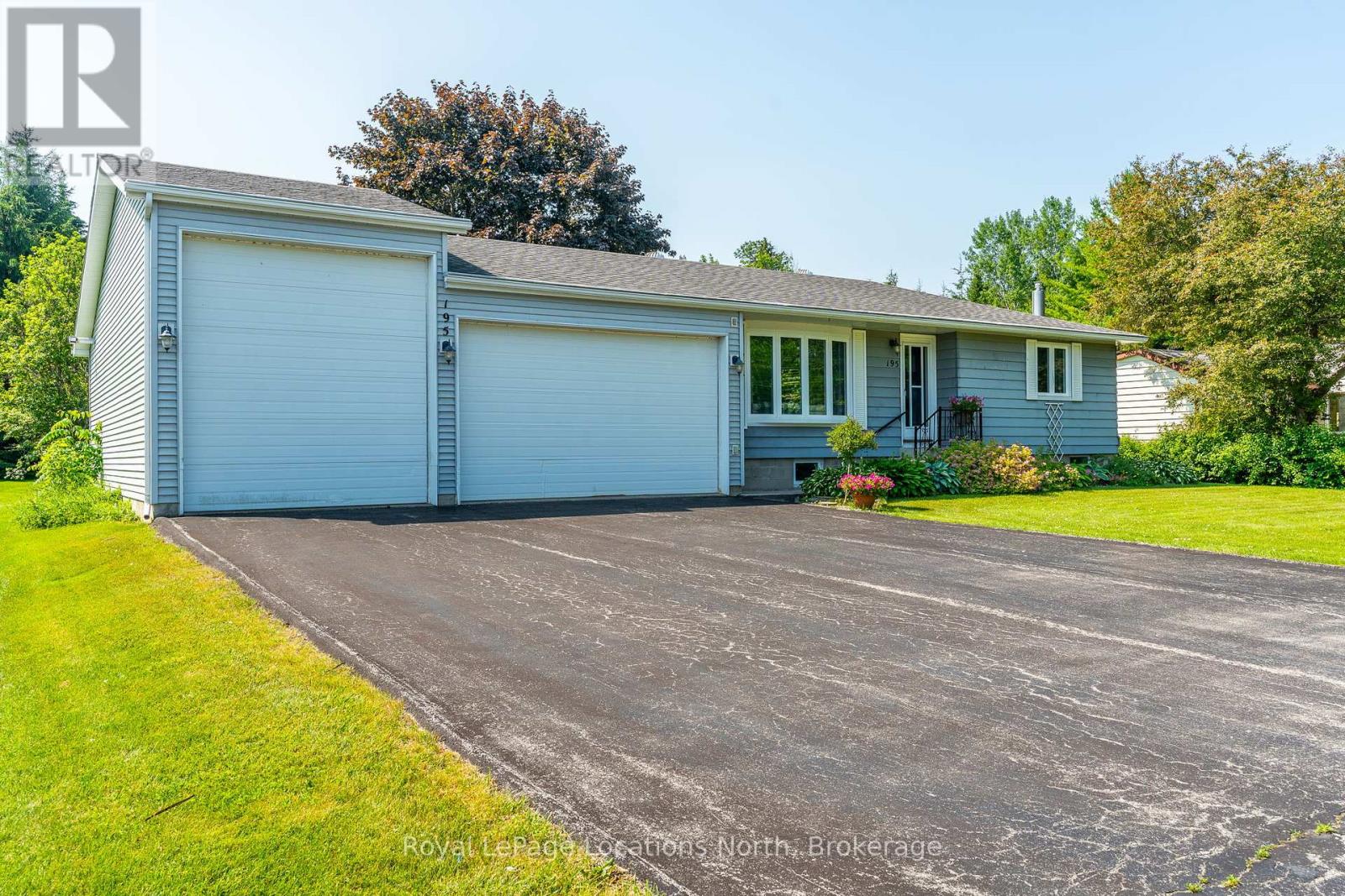195 Aiken St, Meaford, ON N4L 1B3