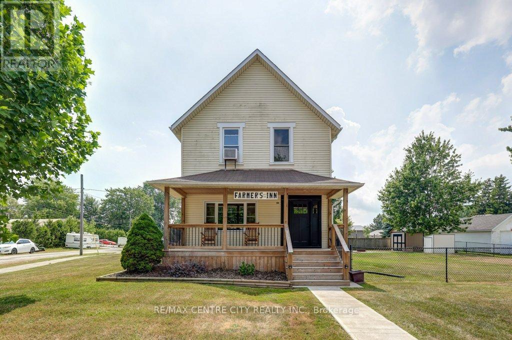 7953 Union Rd, Southwold, ON N0L 1K0