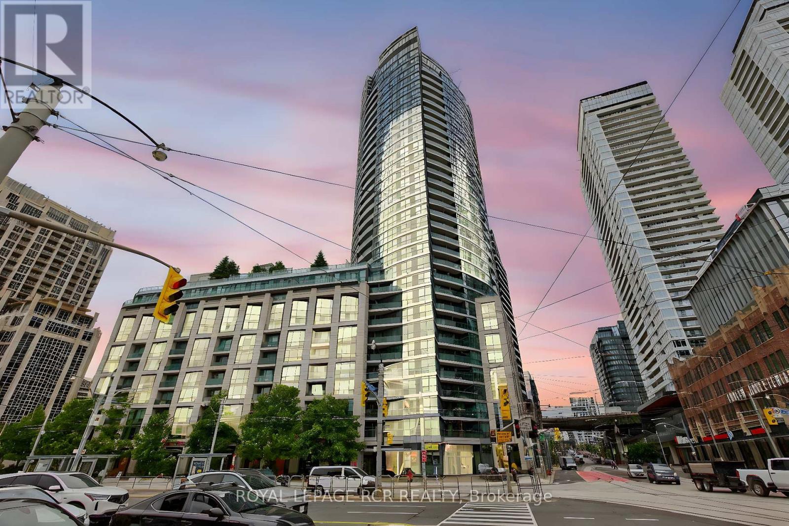 310 600 Fleet St, Toronto, ON M5V 1B7