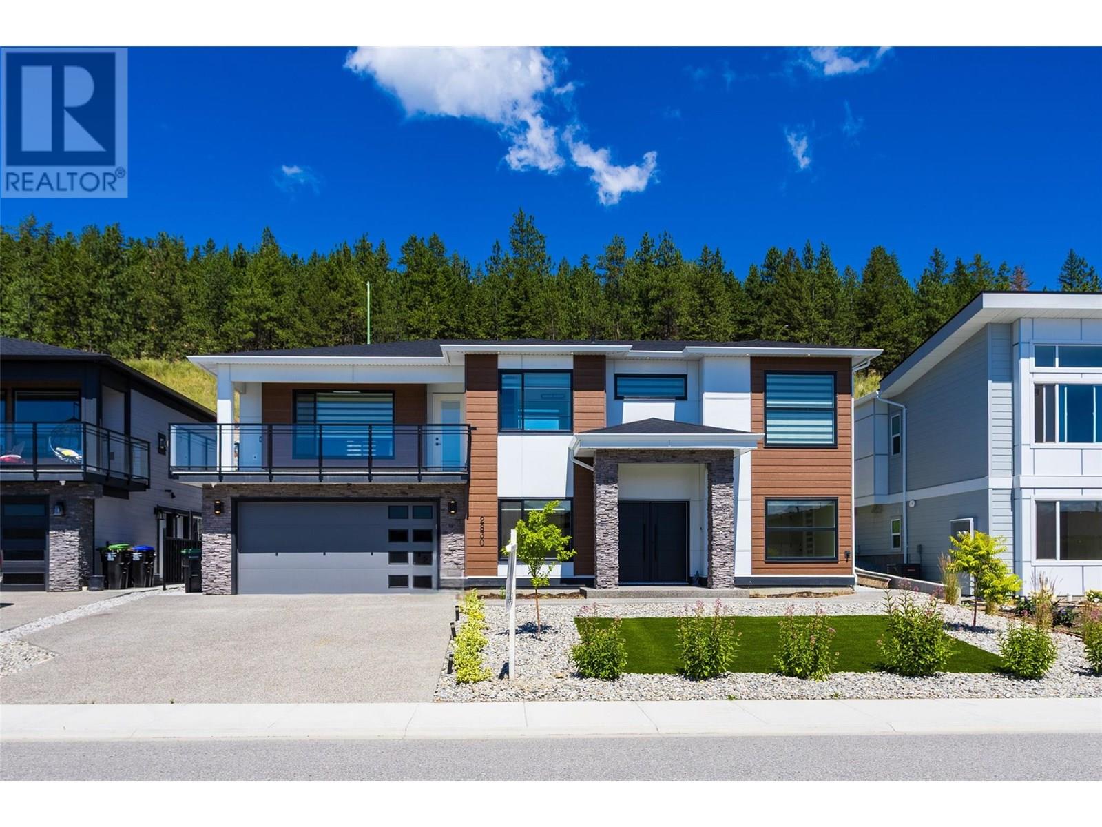 2830 Copper Ridge Dr, West Kelowna, BC V4T 2S6