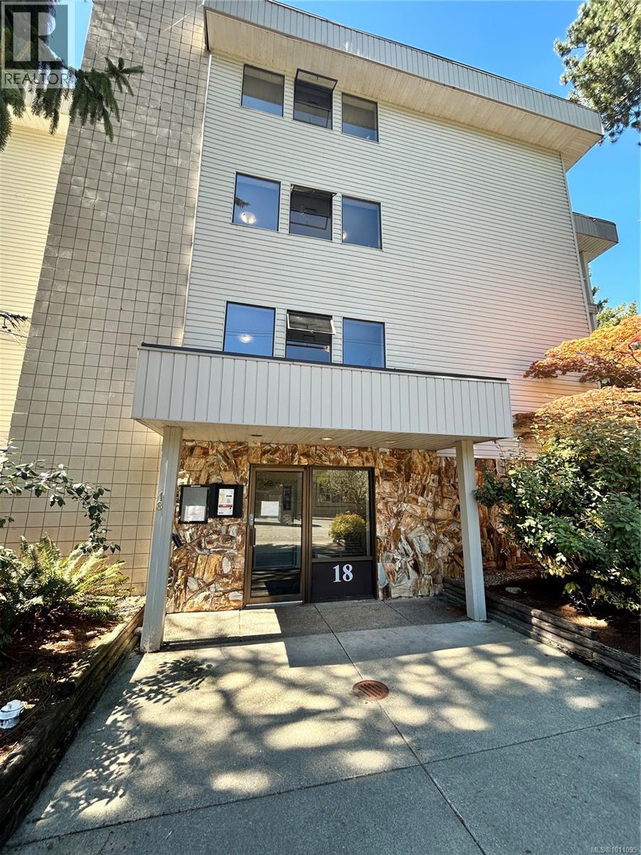18 King George St Unit 210 St, Lake Cowichan, BC V0R 2G0