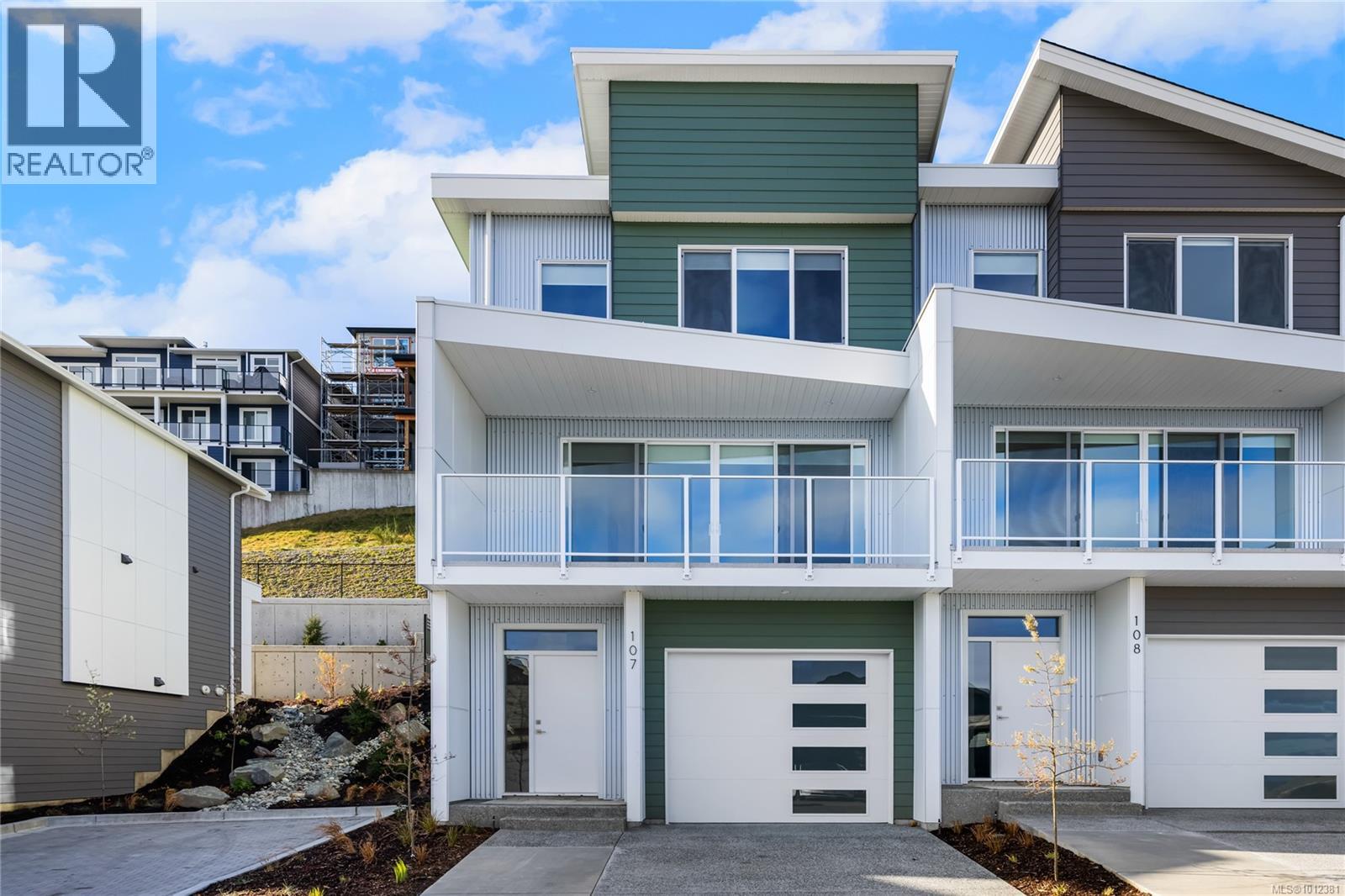 151 Royal Pacific Way Unit 107, Nanaimo, BC V9T 0B9