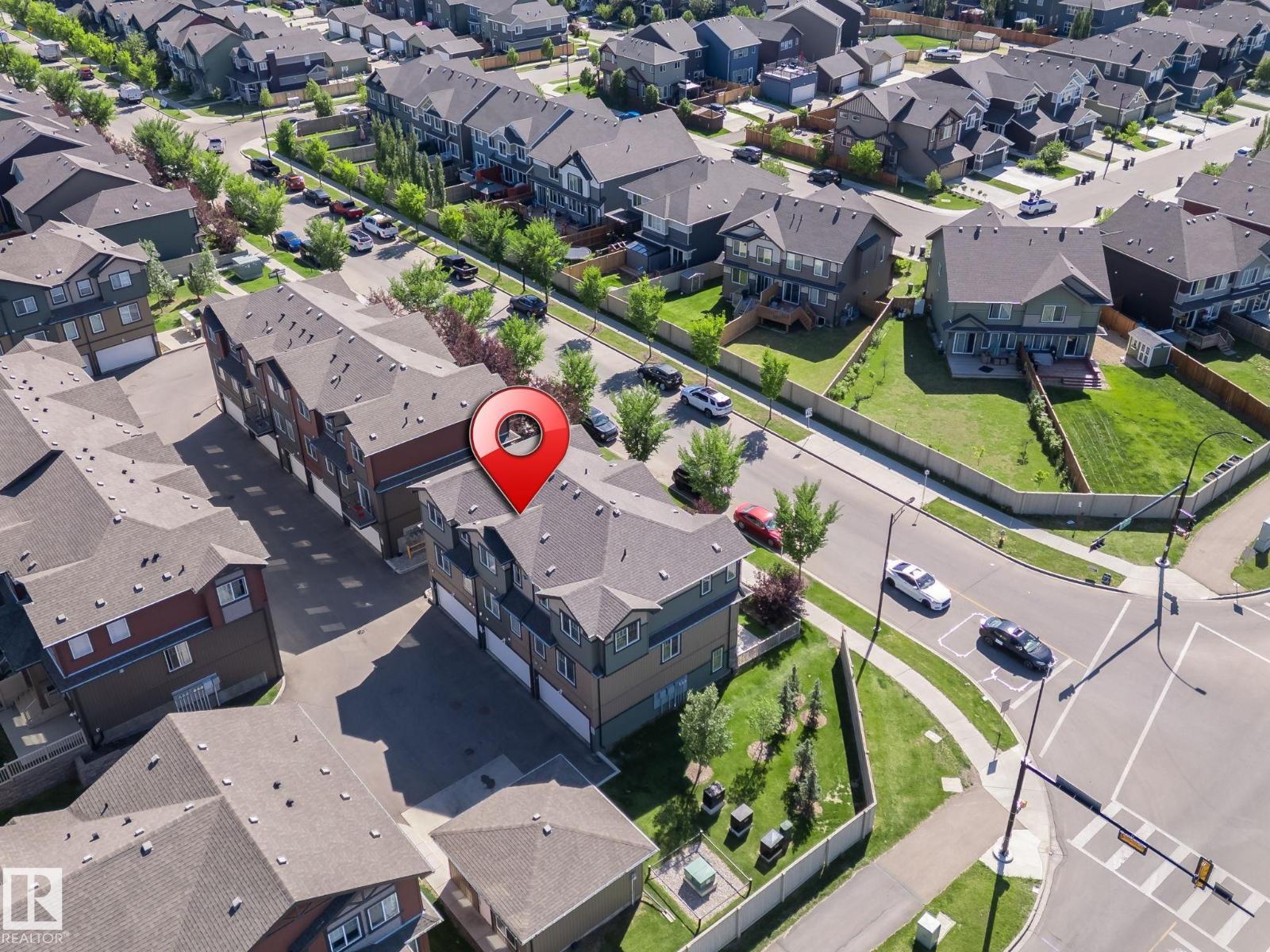 3305 Orchards Link Southwest #2, Edmonton, AB T6X 2H1