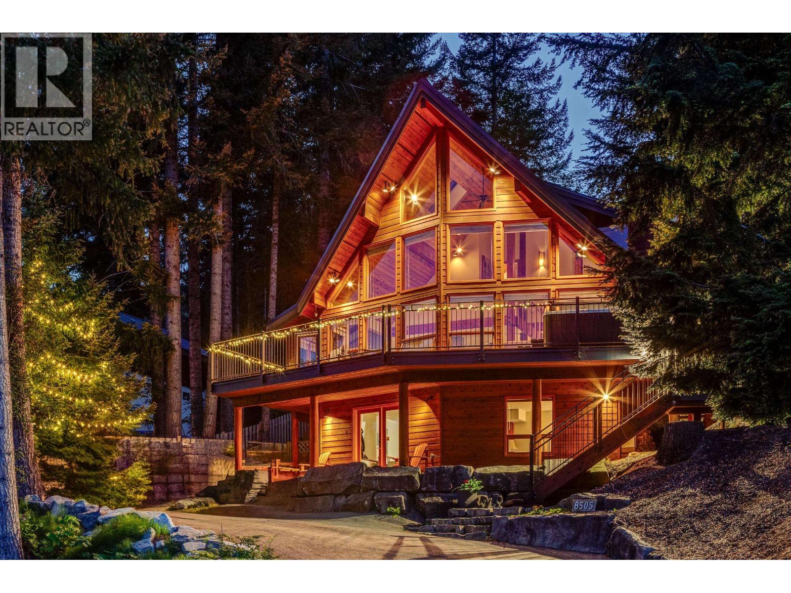 8505 Matterhorn Dr, Whistler, BC V8E 0G1