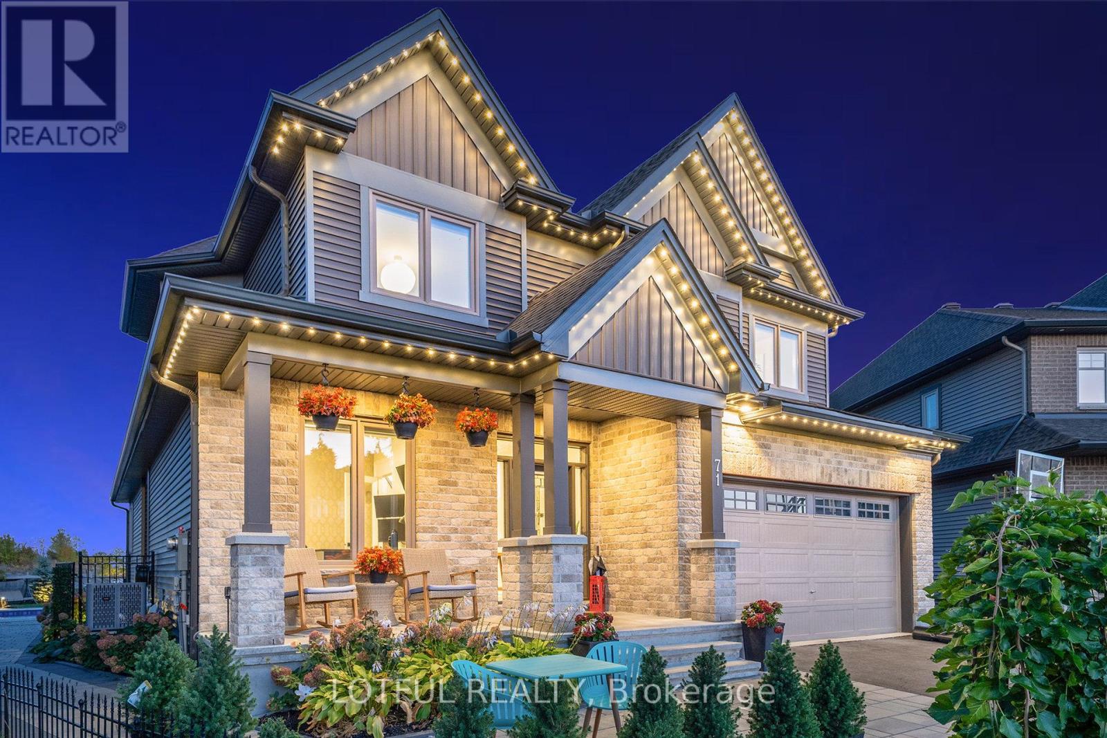 71 Aridus Cres, Ottawa, ON K2S 2L3
