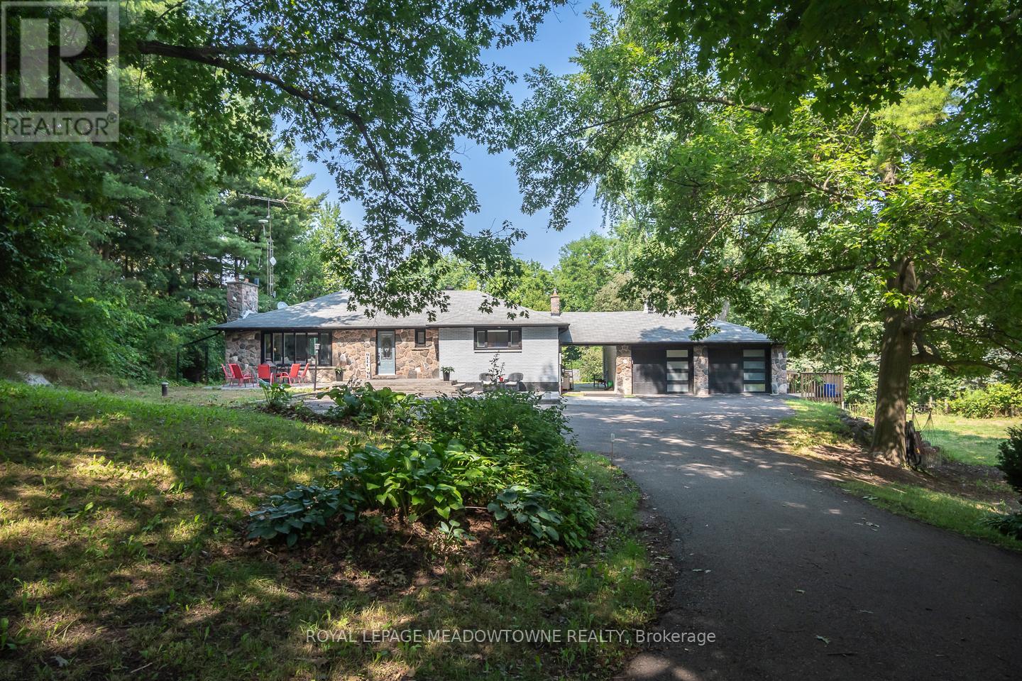 10805 Fourth Line, Halton Hills, ON L9T 2X9