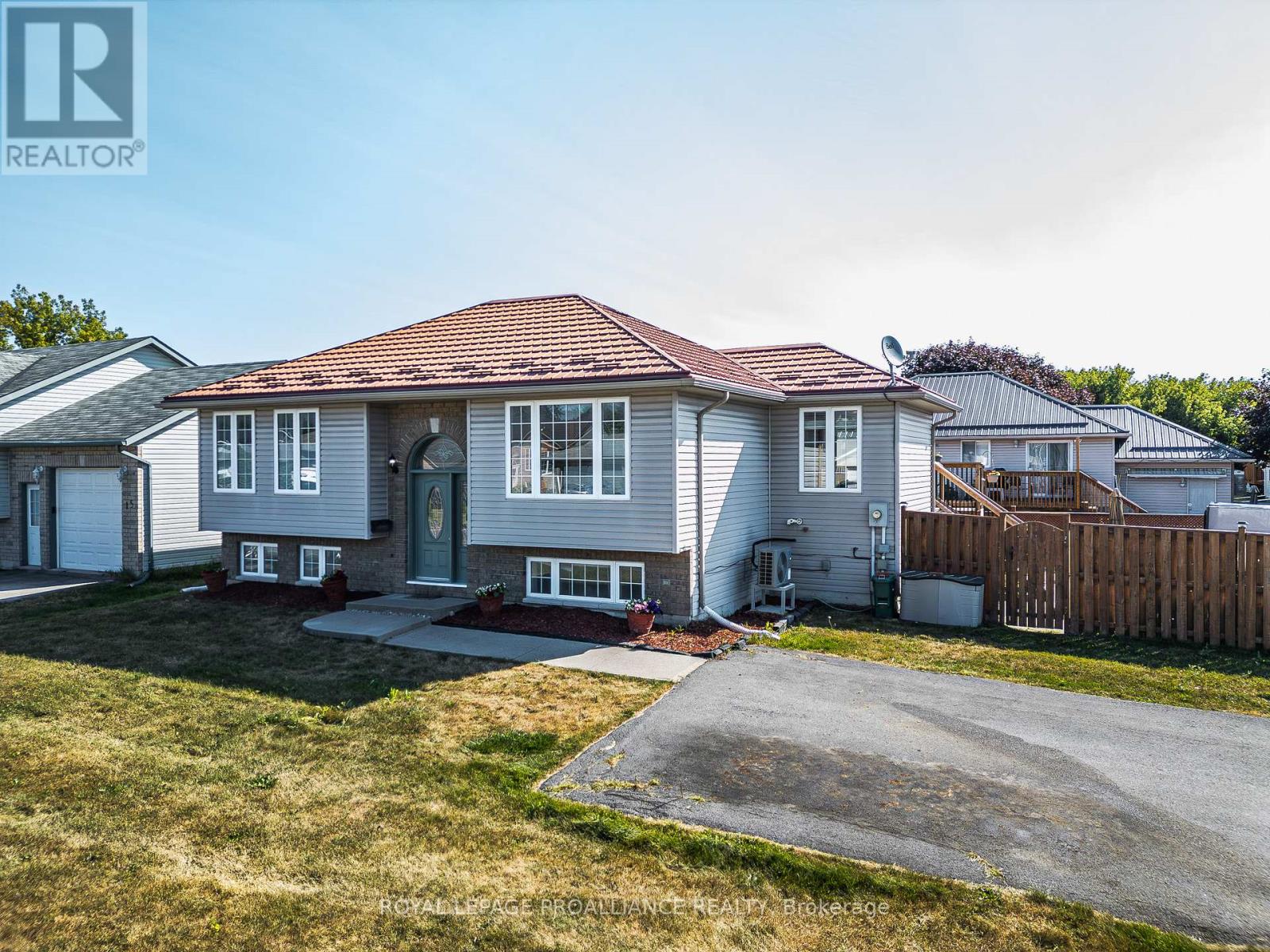 11 Jason Cres, Quinte West Trenton Ward, ON K8V 6V1