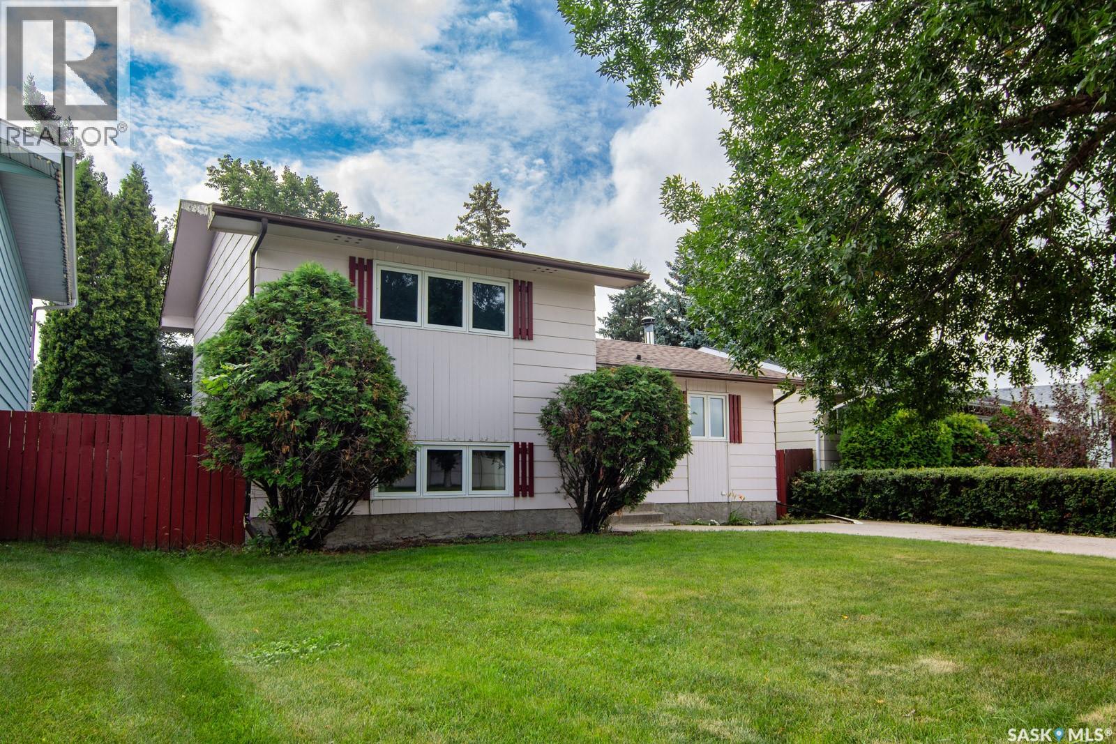 235 Mccormack Rd, Saskatoon, SK S7M 4V1