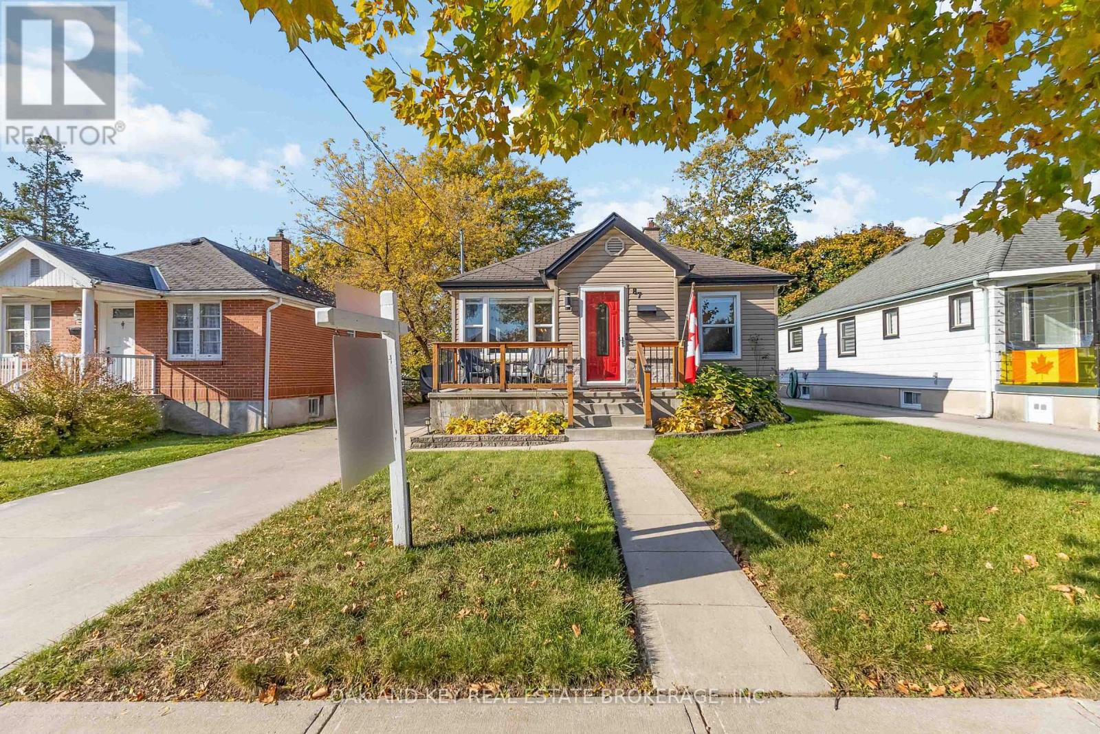 87 Elgin St, London, ON N5Z 2T4