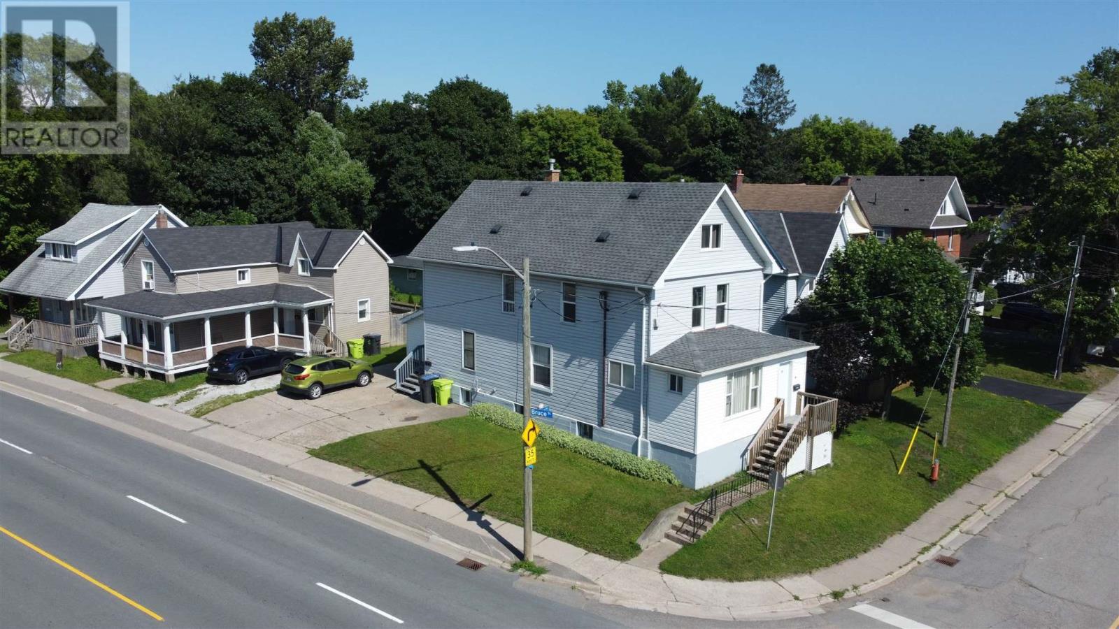 330 Bruce St, Sault Ste. Marie, ON P6B 1P7