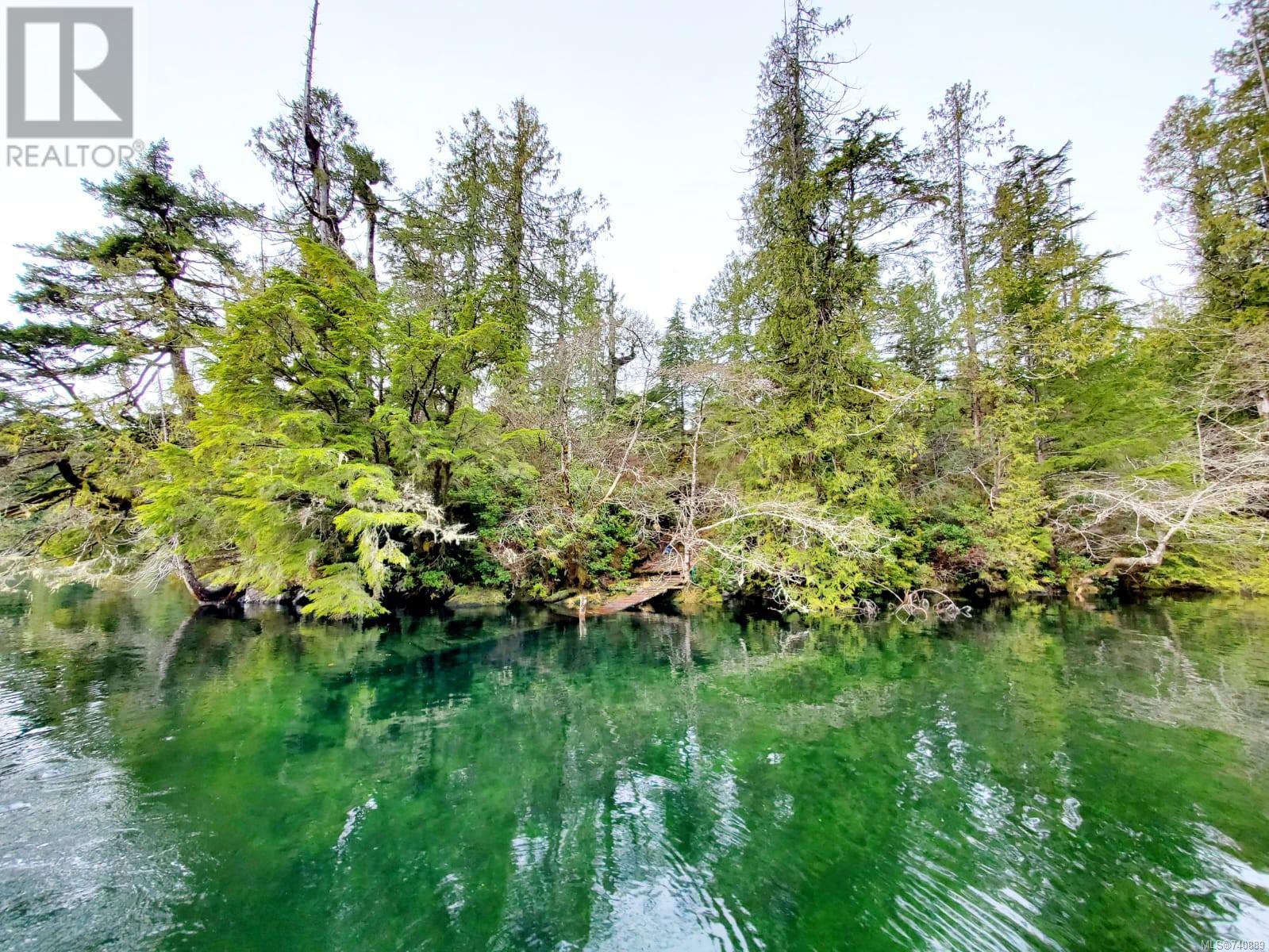 Lt 3 Cypress Bay, Tofino, BC V0R 3A0