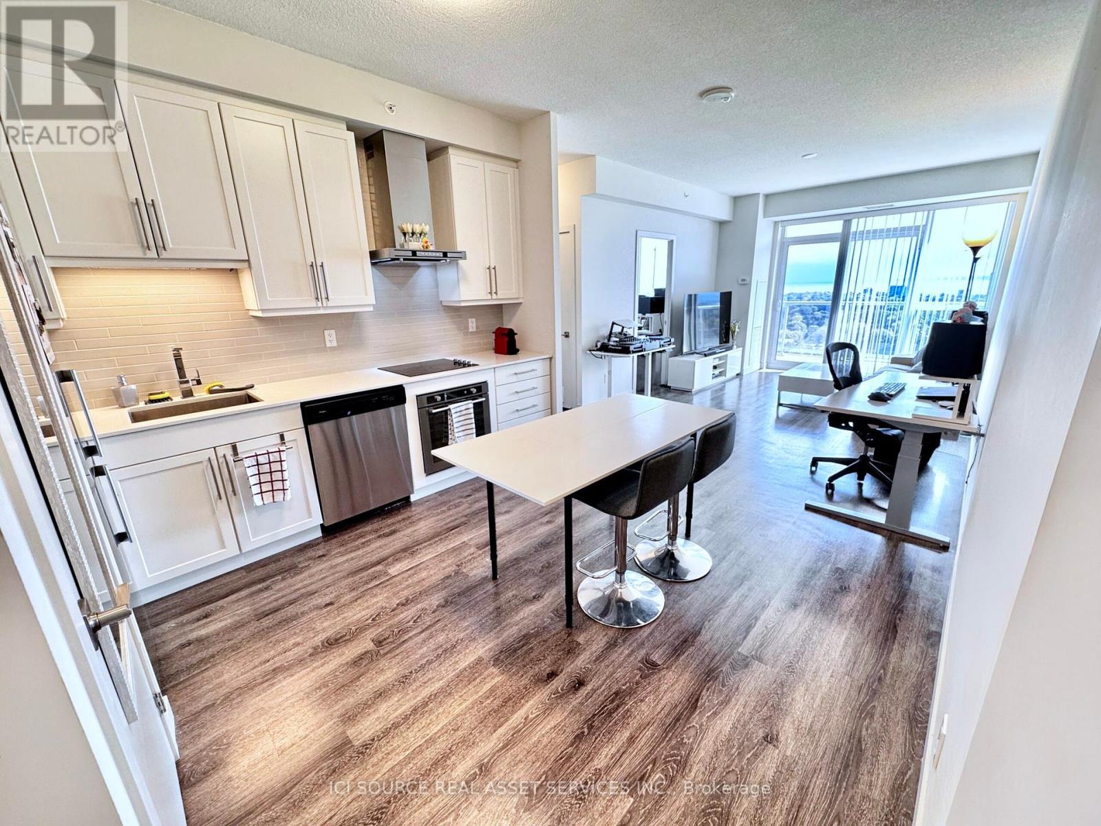 1903 2081 Fairview St, Burlington, ON L7R 0E4