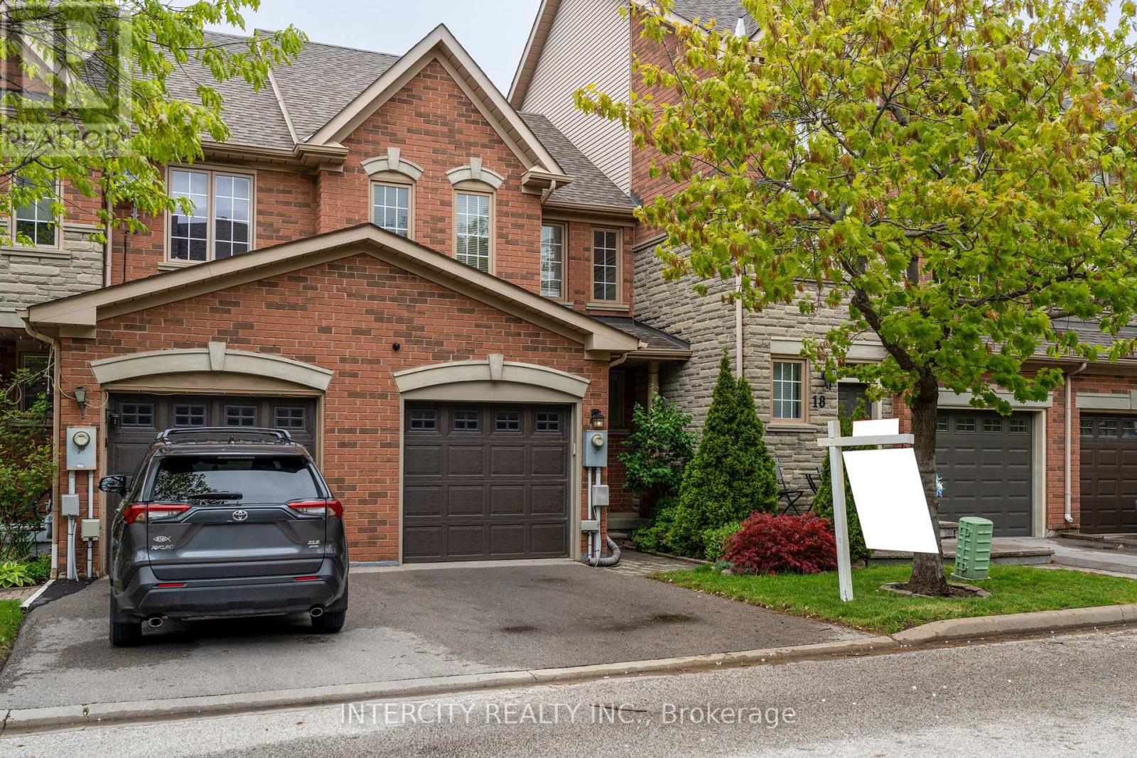 17 15 Pottery Pl, Vaughan, ON L4L 9E8