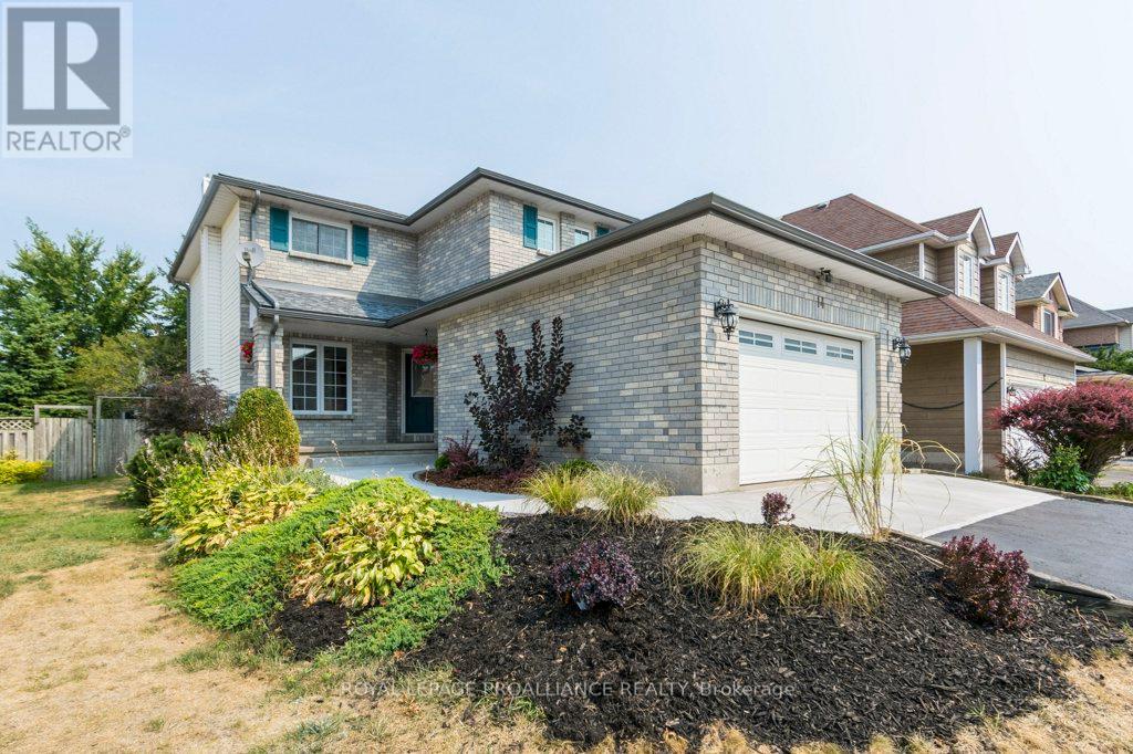 14 Sherwood Cres, Belleville, ON K8P 5G1
