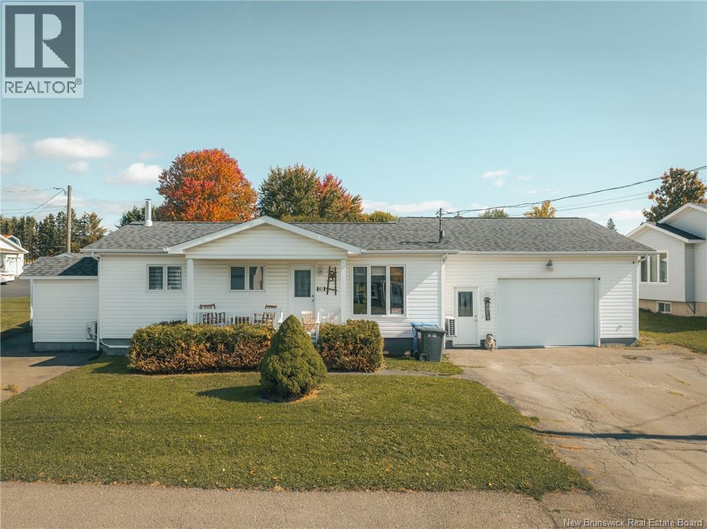 41 Rue Stfranois, Saint-Léonard, NB E7E 2H2