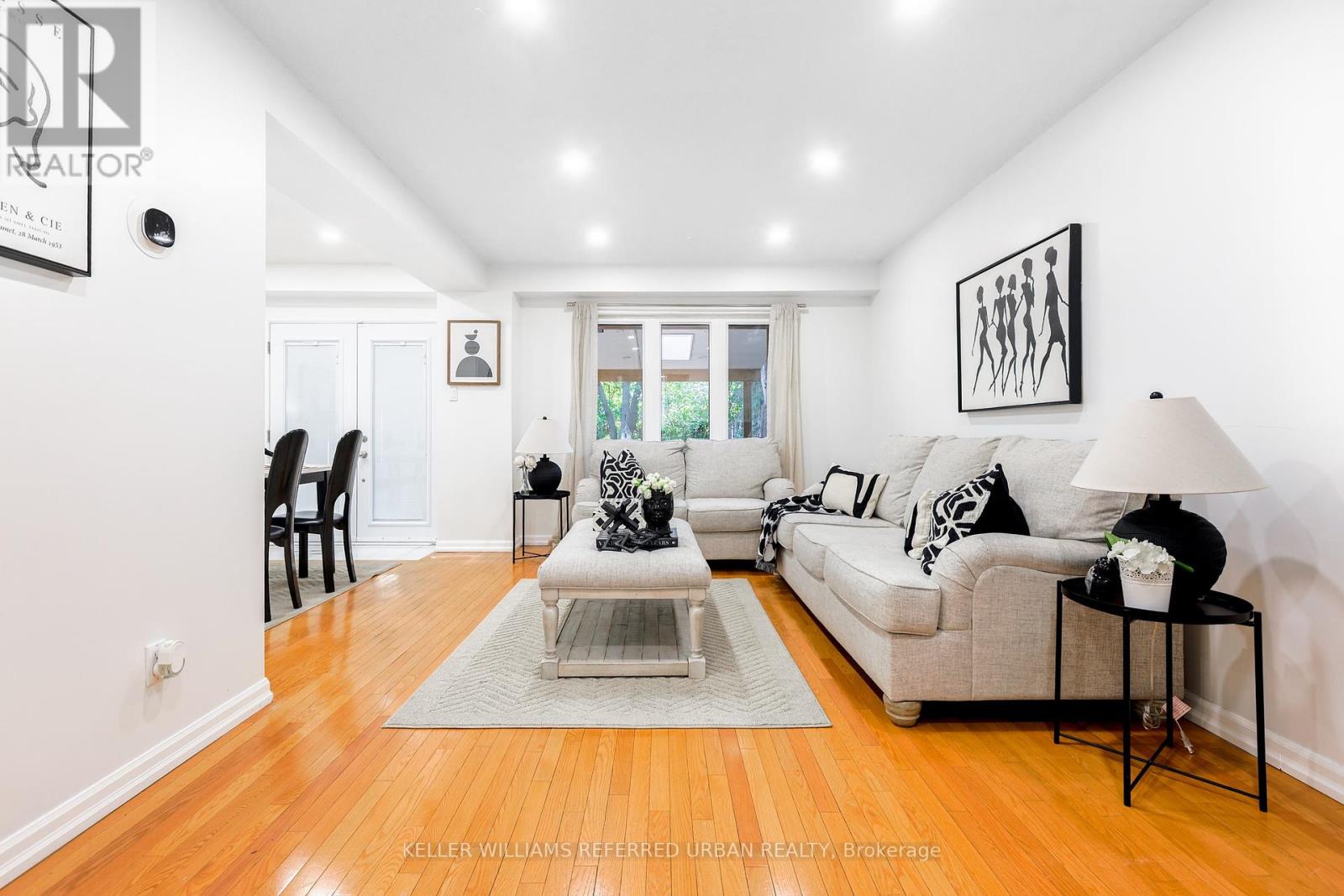 84 Lowry Sq, Toronto, ON M1B 1N6