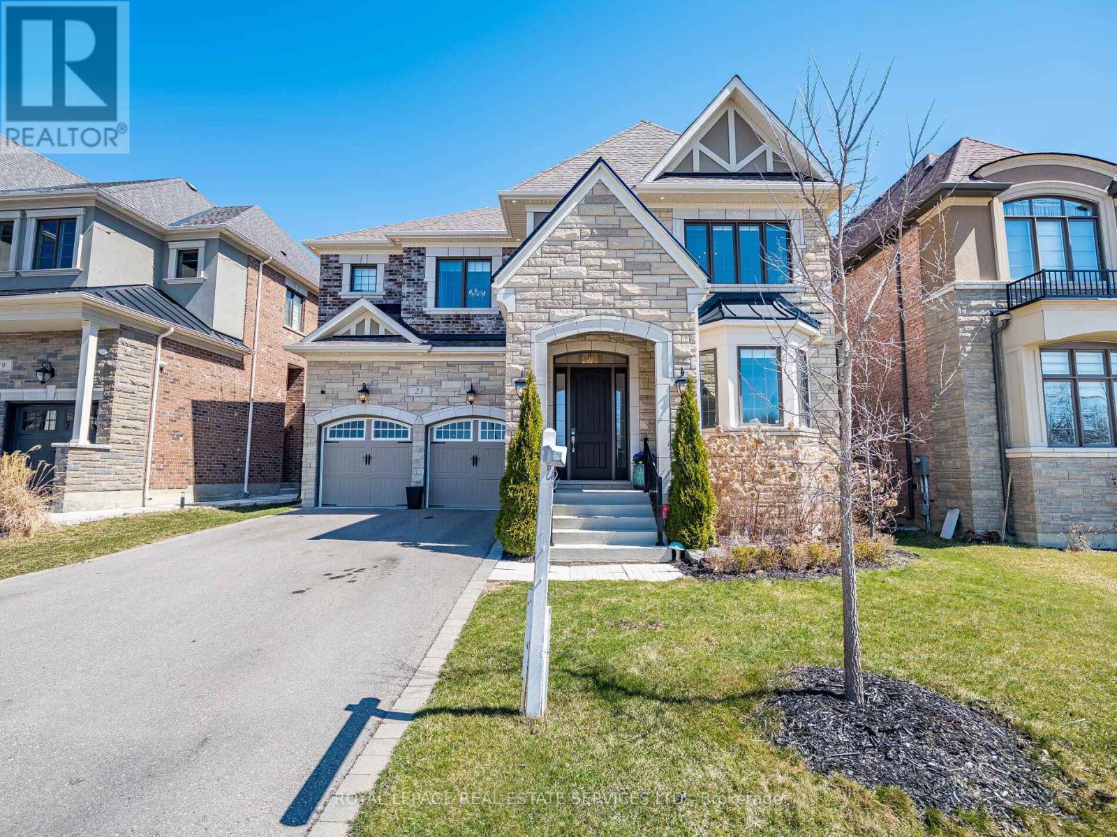 23 Grace Lake Ct, Vaughan, ON L0J 1C0
