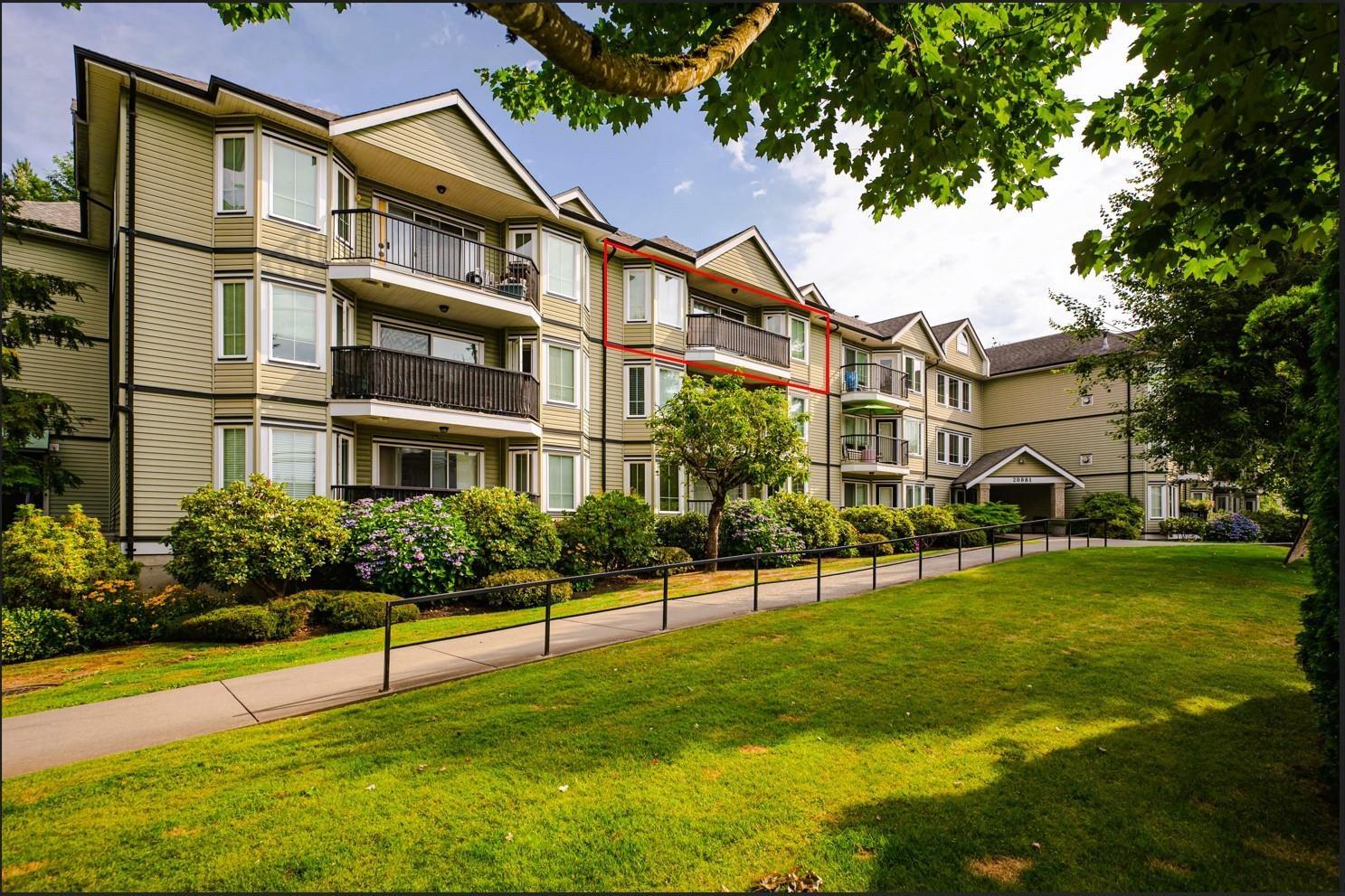 20881 56 Avenue Unit 302, Langley, BC V3A 3Z3