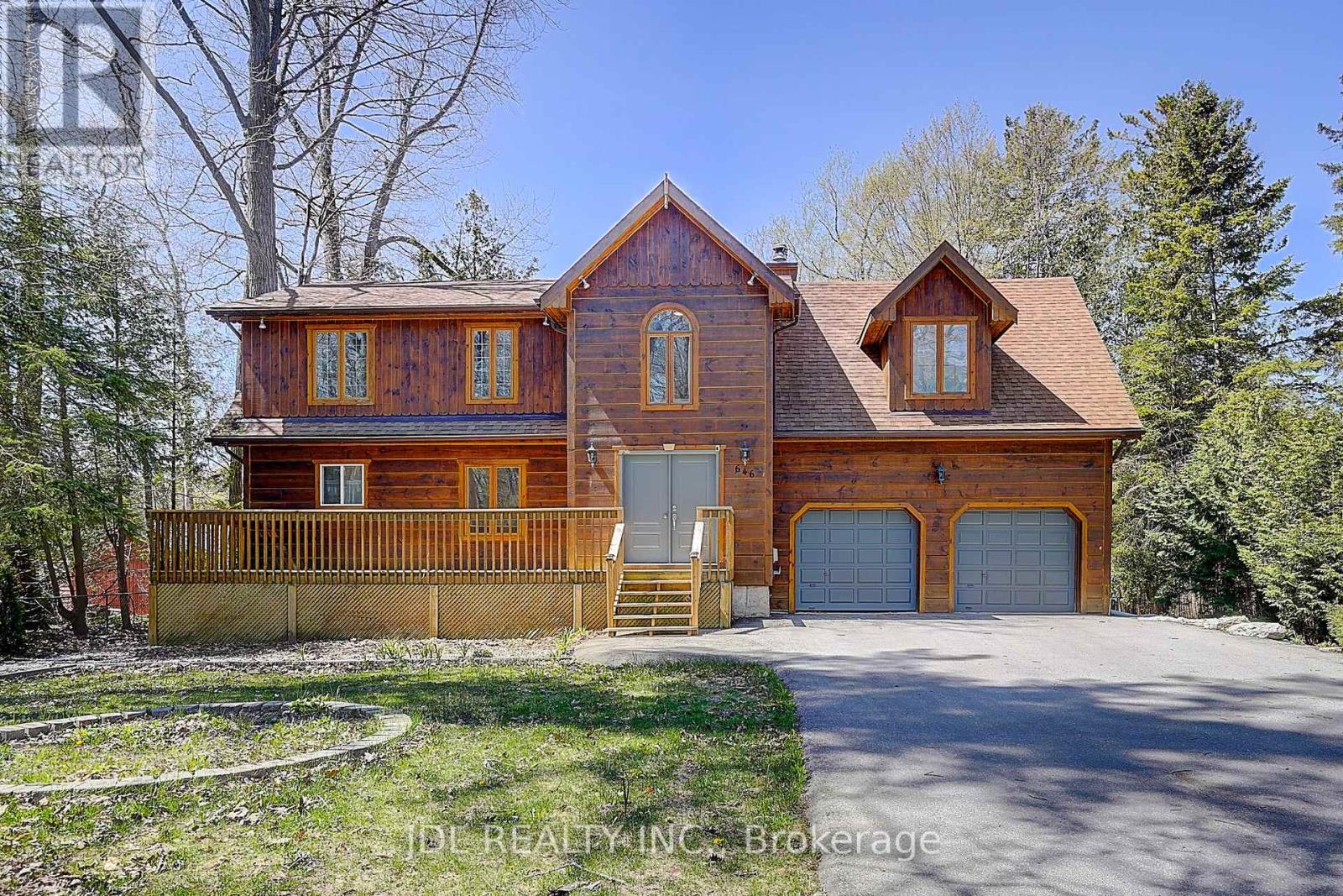 646 Oxbow Park Dr, Wasaga Beach, ON L9Z 2V2