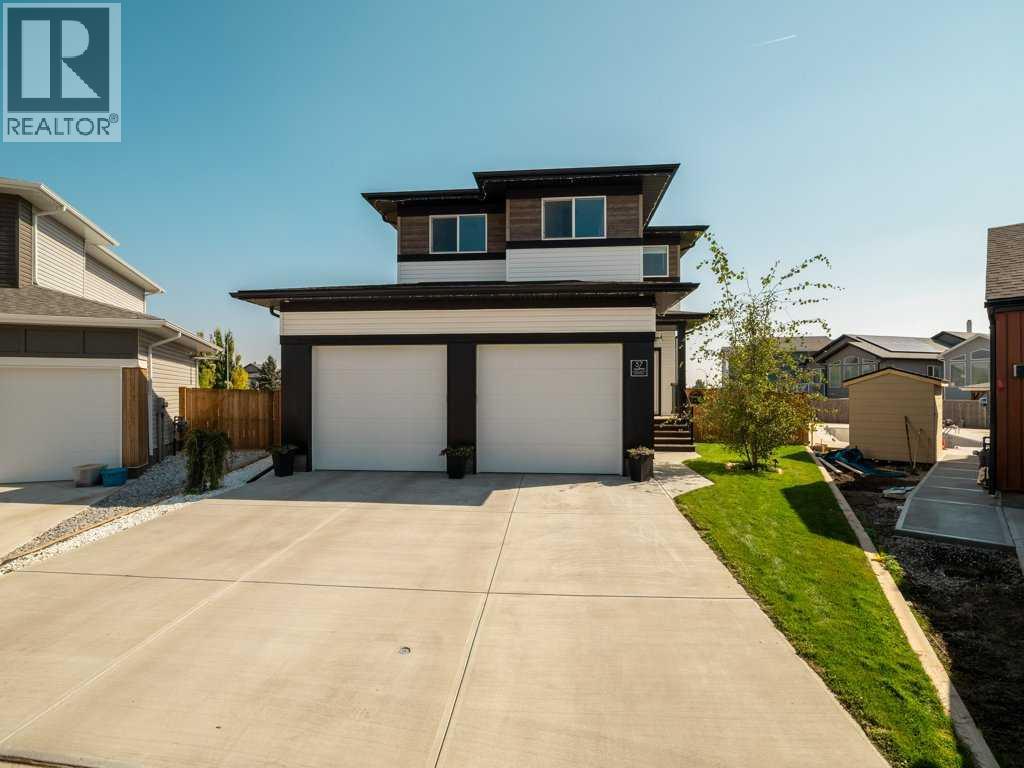 57 Goldenrod Pl W, Lethbridge, AB T1J 5W9