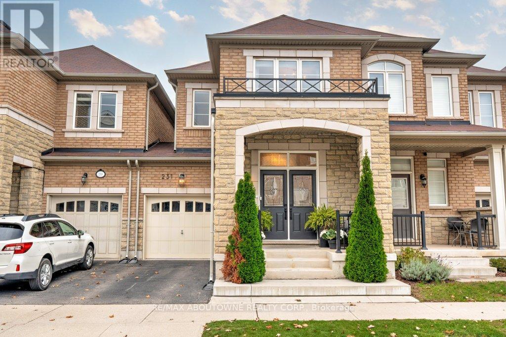 231 Sarah Cline Dr, Oakville, ON L6M 0T8