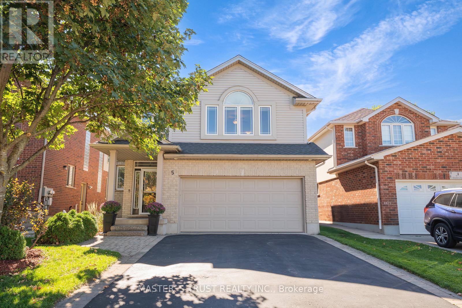 5 Howden Cres, Guelph, ON N1L 1T2