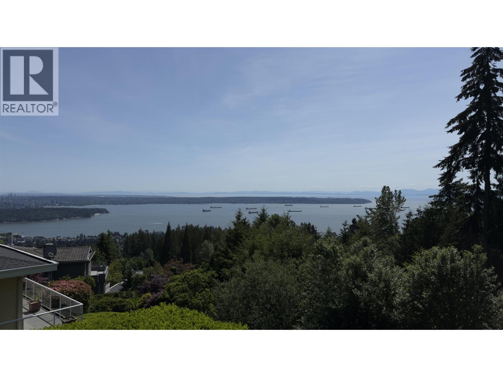1474 Bramwell Rd, West Vancouver, BC V7S 2N9