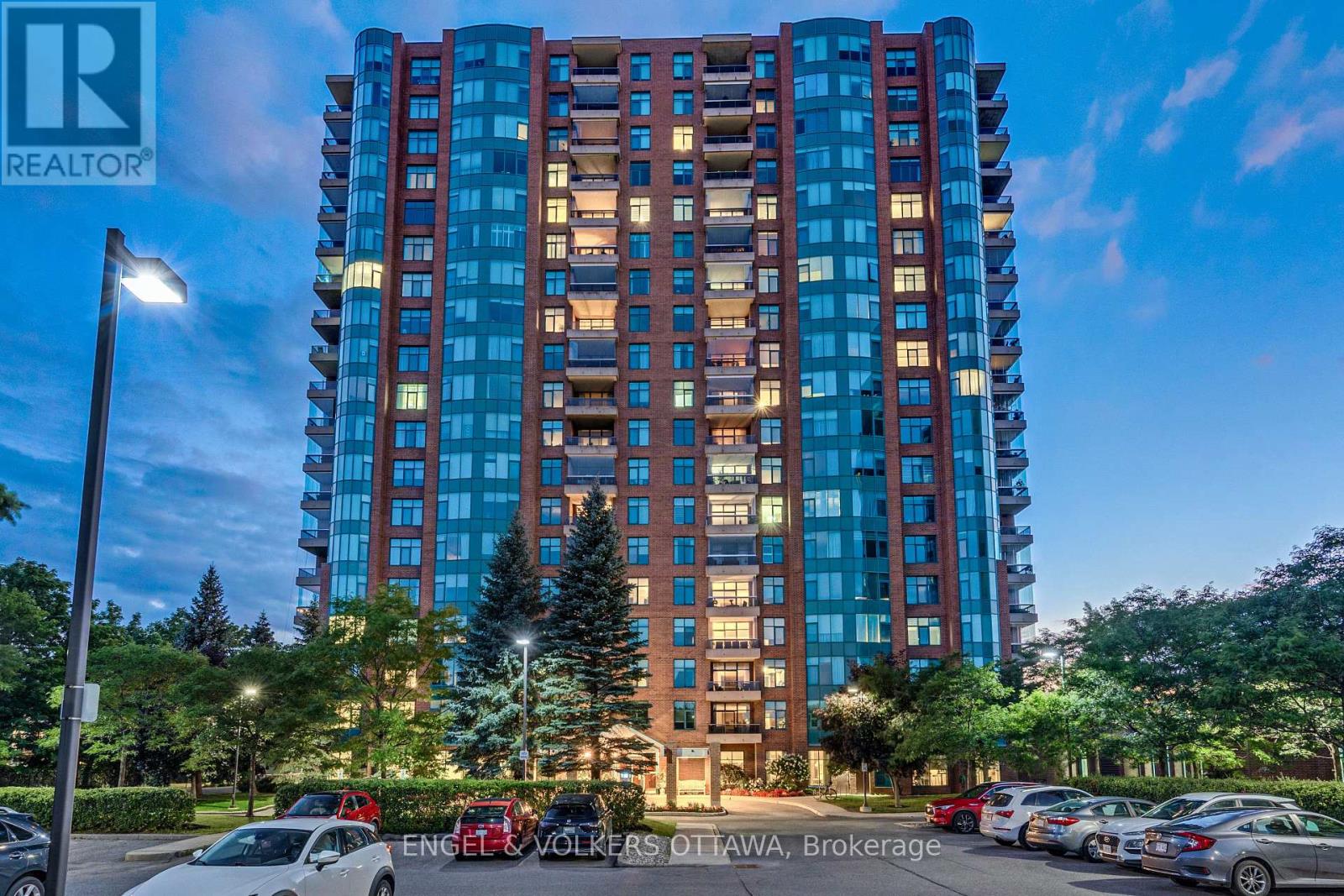 903 3590 Rivergate Way, Ottawa, ON K1V 1V6