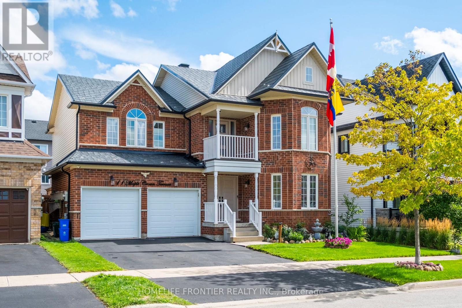 11 Maple Crown Ter, Barrie, ON L4M 7H3