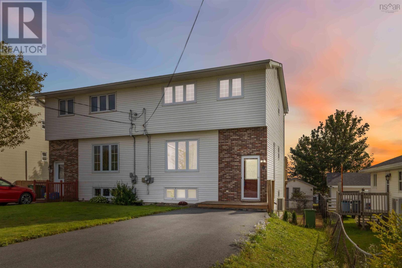 9 Cannon Cres, Eastern Passage, NS B3G 1E9