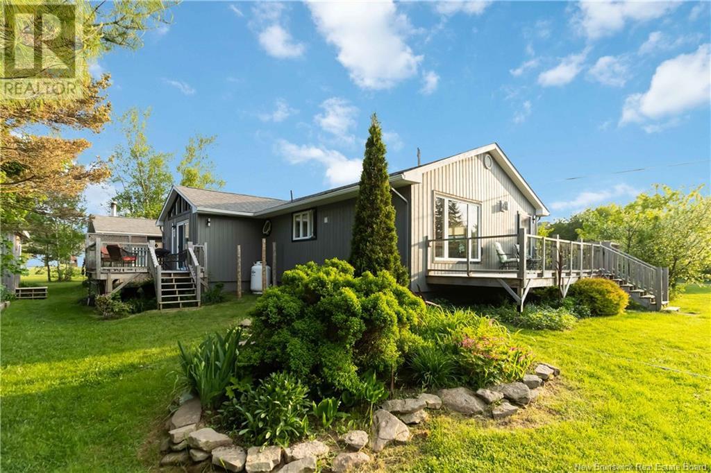 19 Des Lauriers, Grand-barachois, NB E4P 7G8