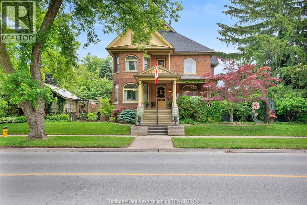 603 North St, Dresden, ON N0P 1M0