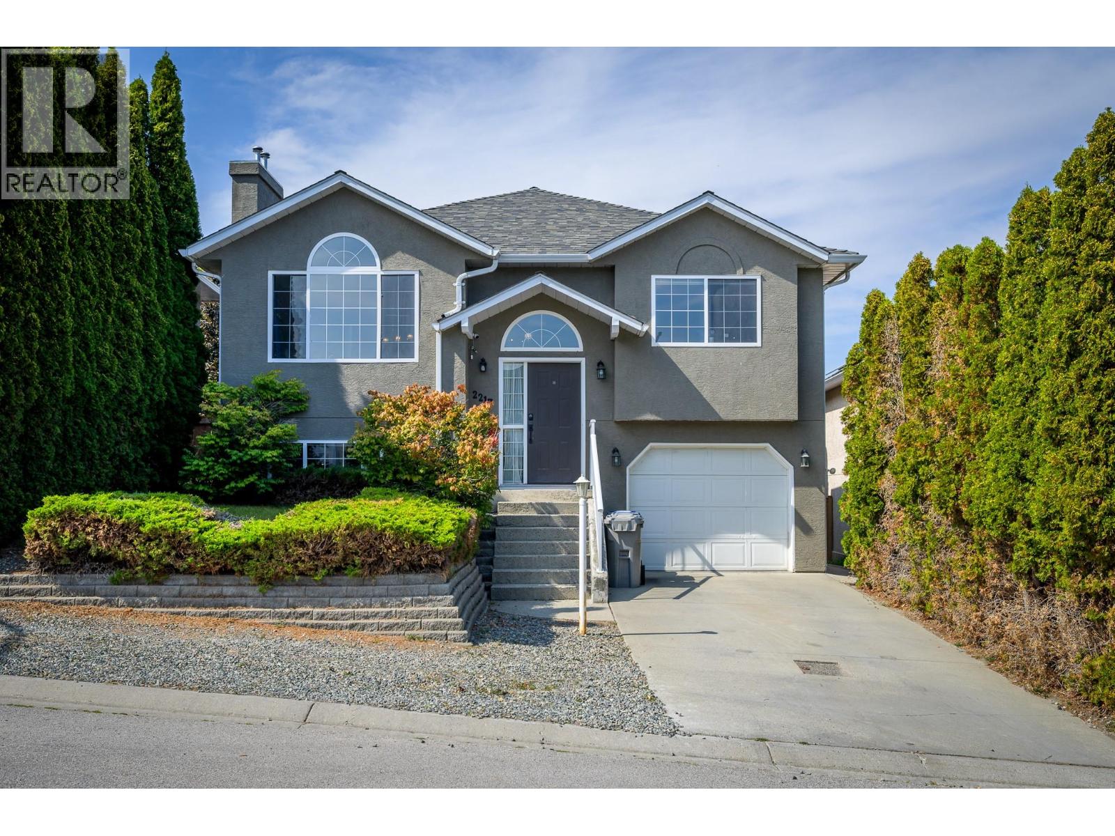 2217 Turnberry Pl, Kamloops, BC V1S 1S7