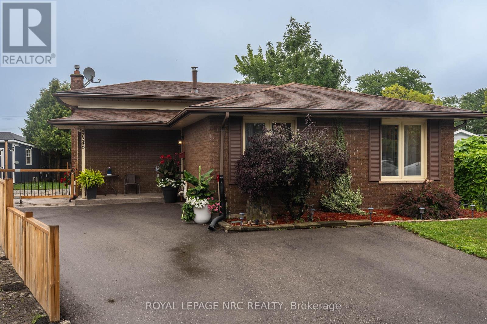 7346 Sunhaven Dr, Niagara Falls Marineland, ON L2G 7E2