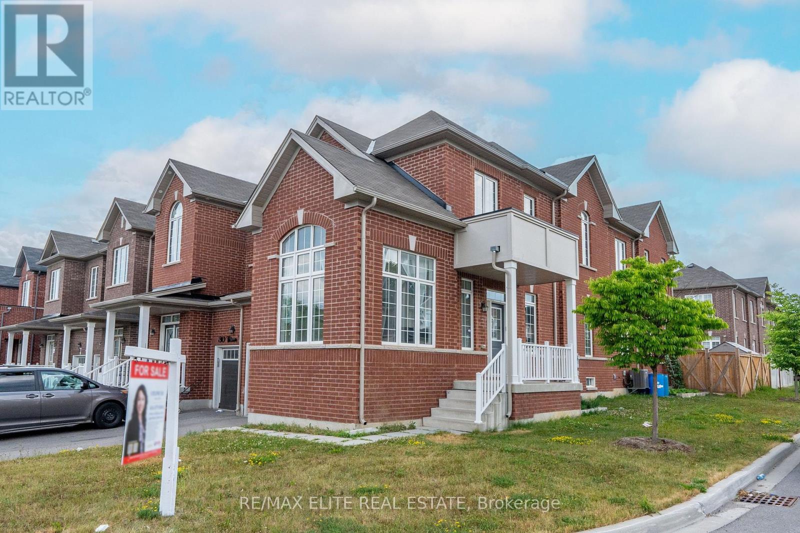 32 Titan Trl, Markham, ON L3S 0E2