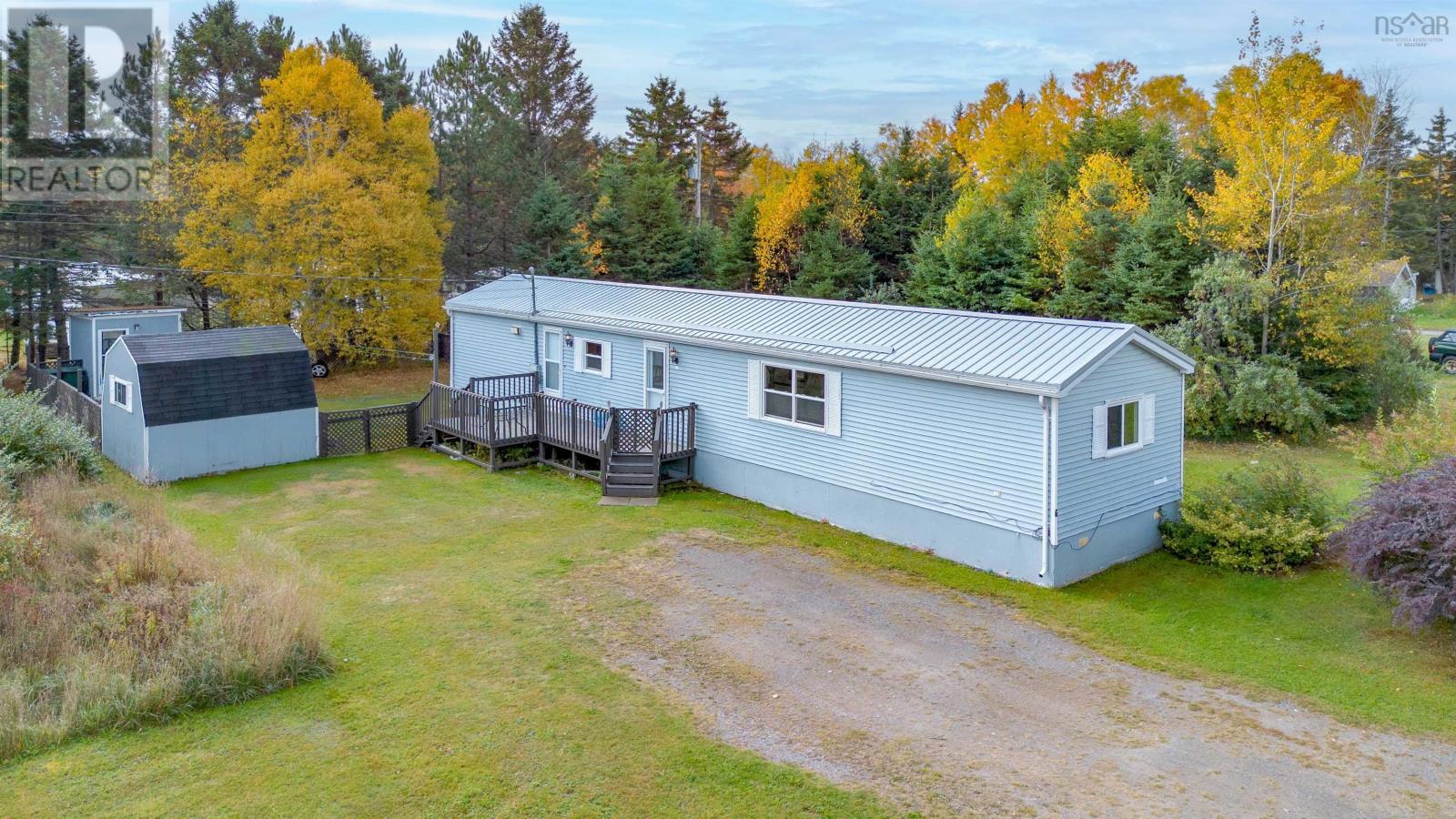 6 Second St, Northside East Bay, NS B1J 1B4